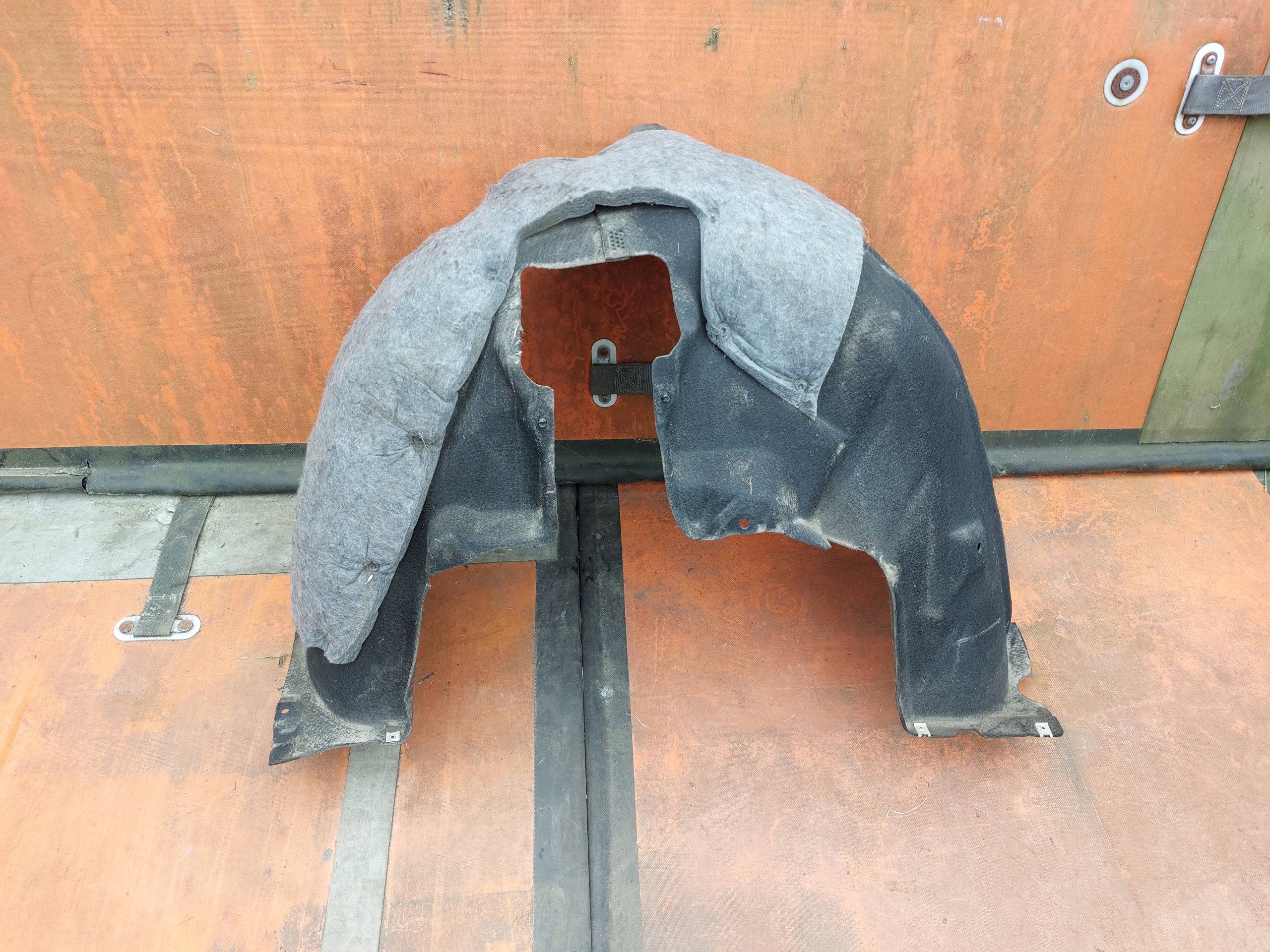 Radschale links heck AUDI E-TRON