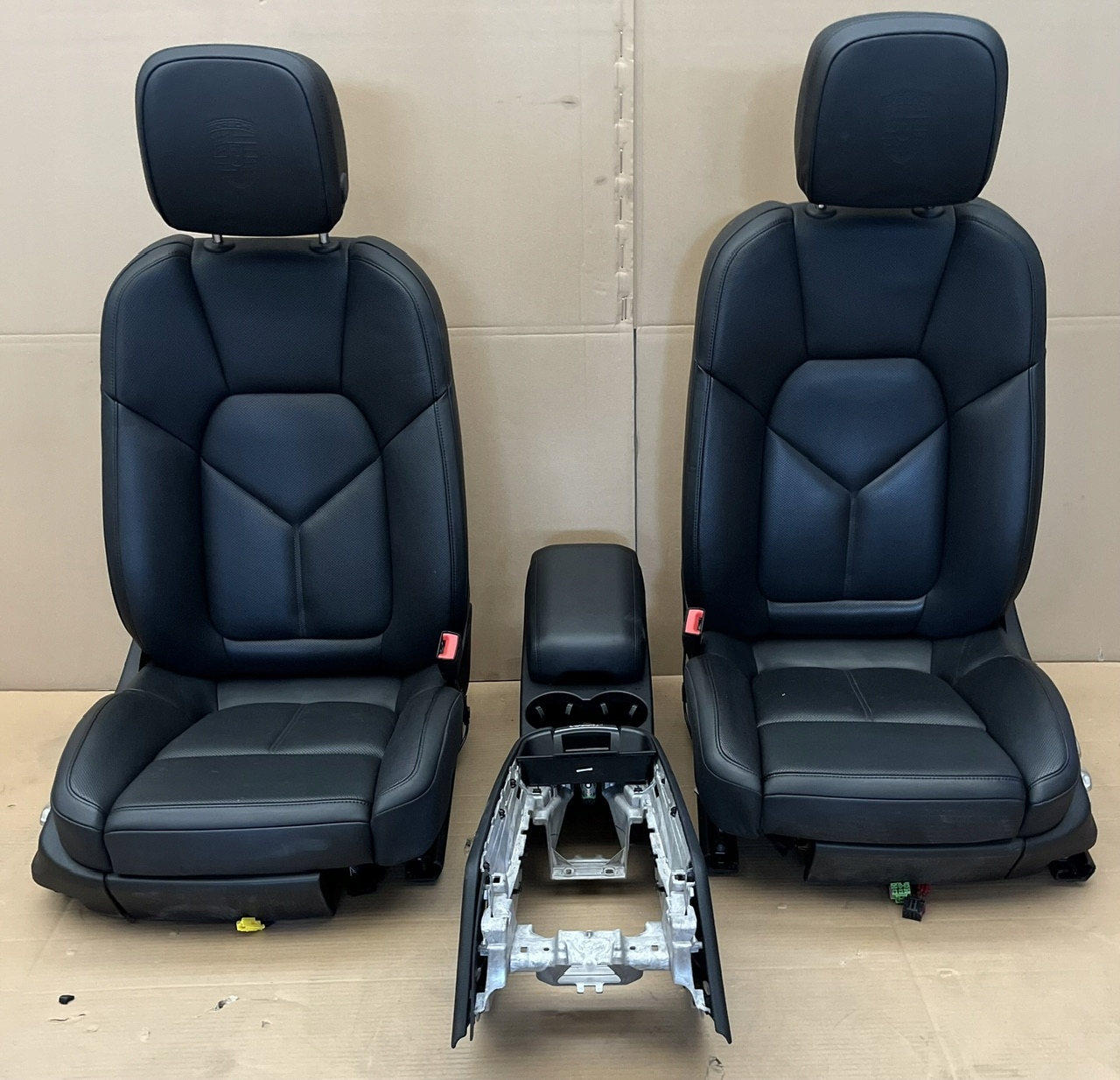 Sitze Leder MODULY GRZANE KPL. PORSCHE MACAN 1