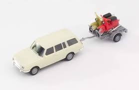 Herpa 420419 Wartburg 353 `66 S Přívěsem 1:87