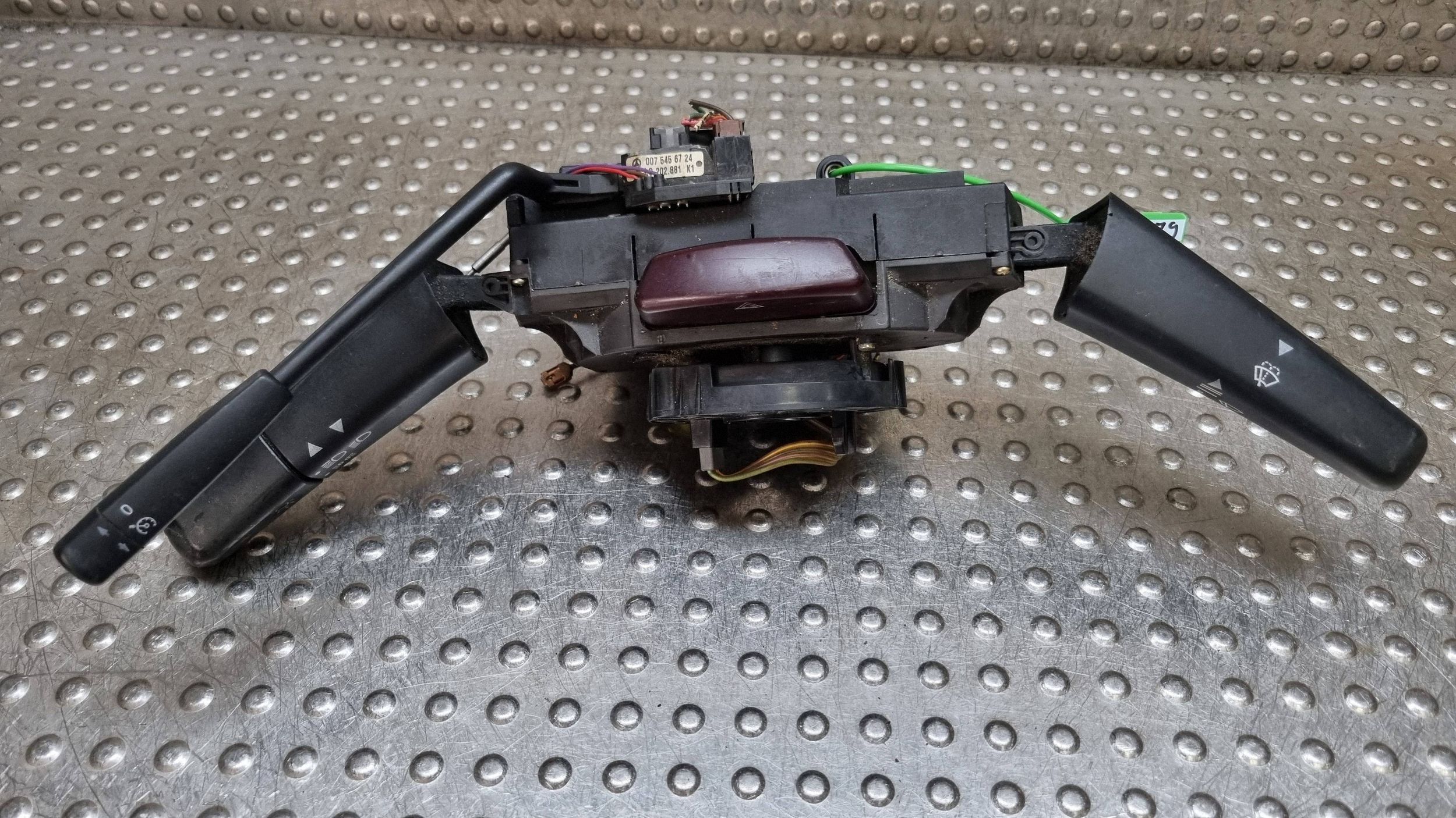 commodo commande levier commodo sous volant anneau 0075456724 MERCEDES ML W163 LIFT 01