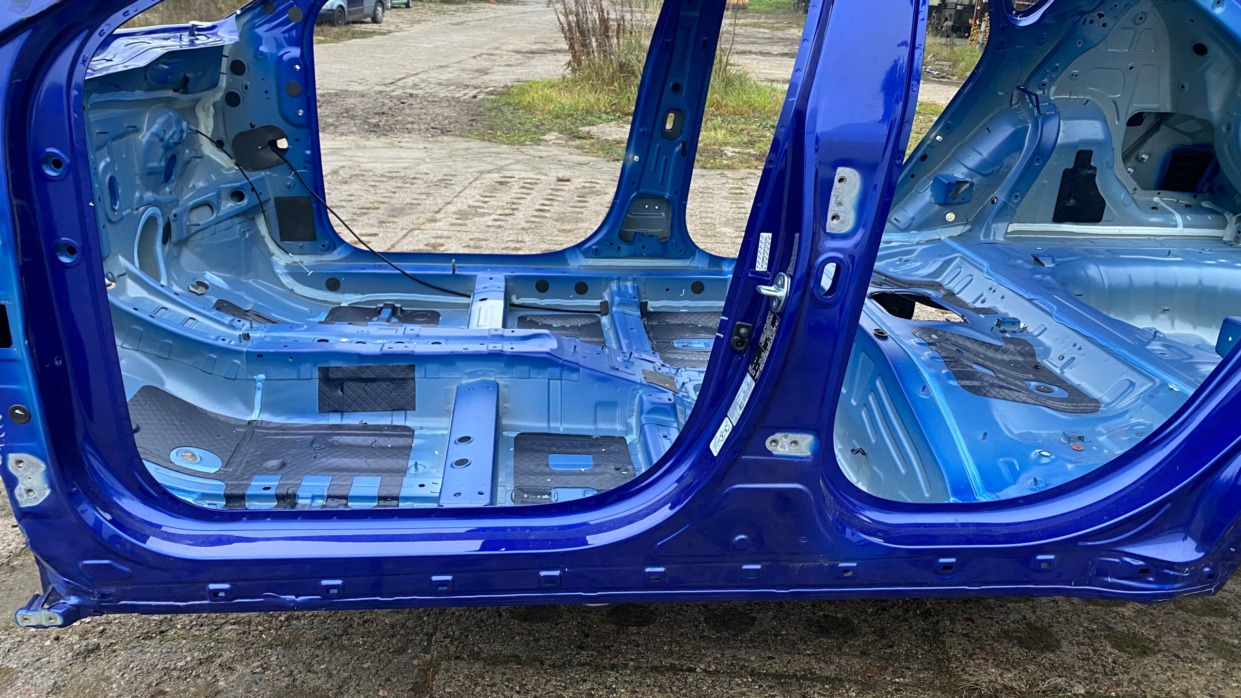 HYUNDAI BAYON threshold left pillar 21-24
