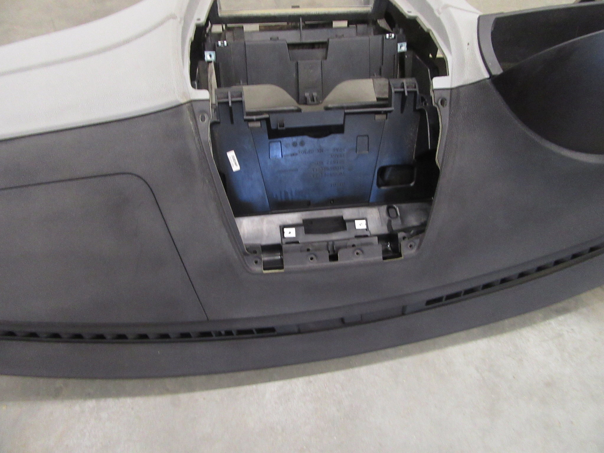 dashboard instrument panel cockpit BMW E83 X3 EUROPA