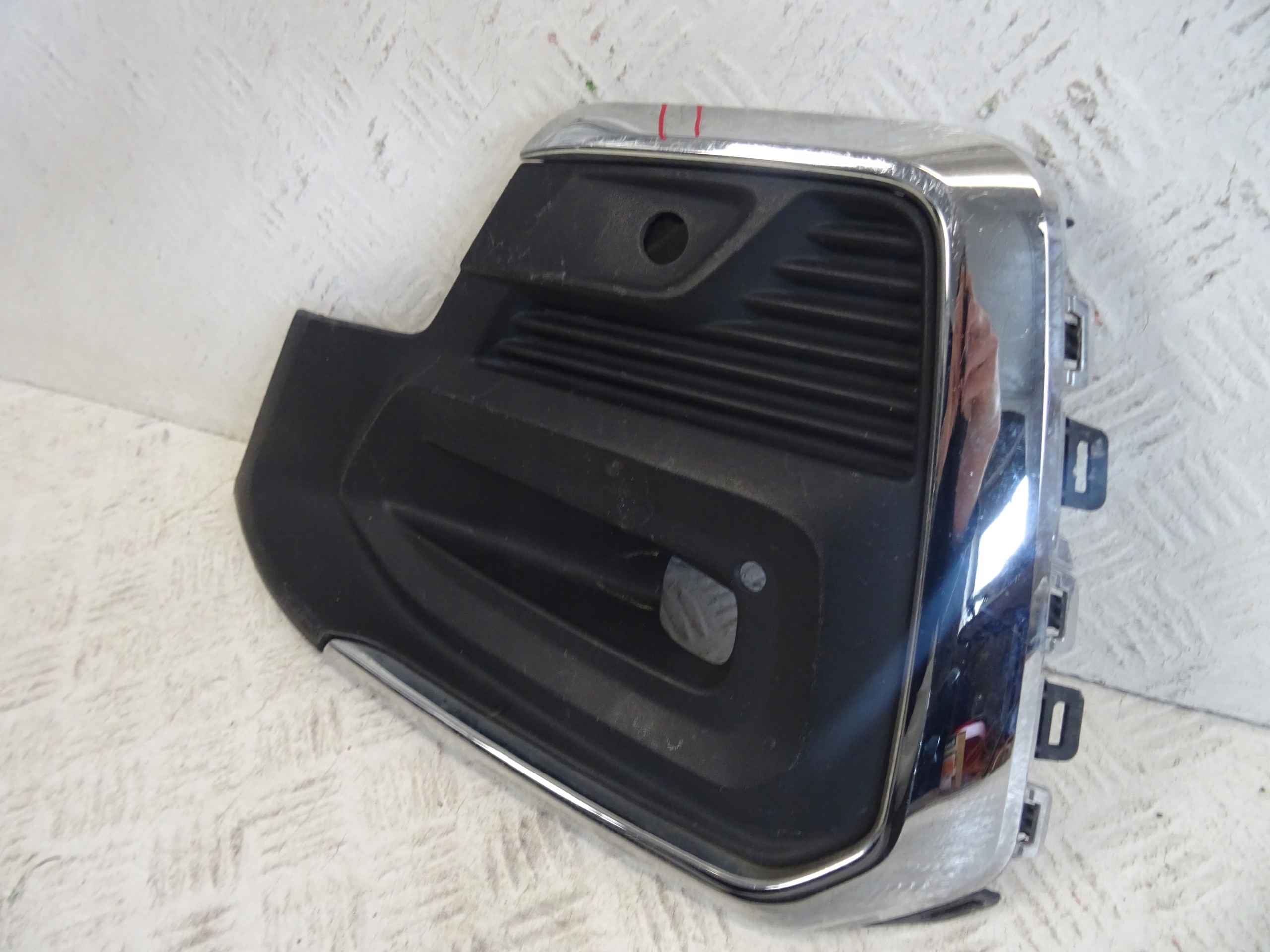 grid of a bumper front front right FORD CONNECT III 2KF853665B