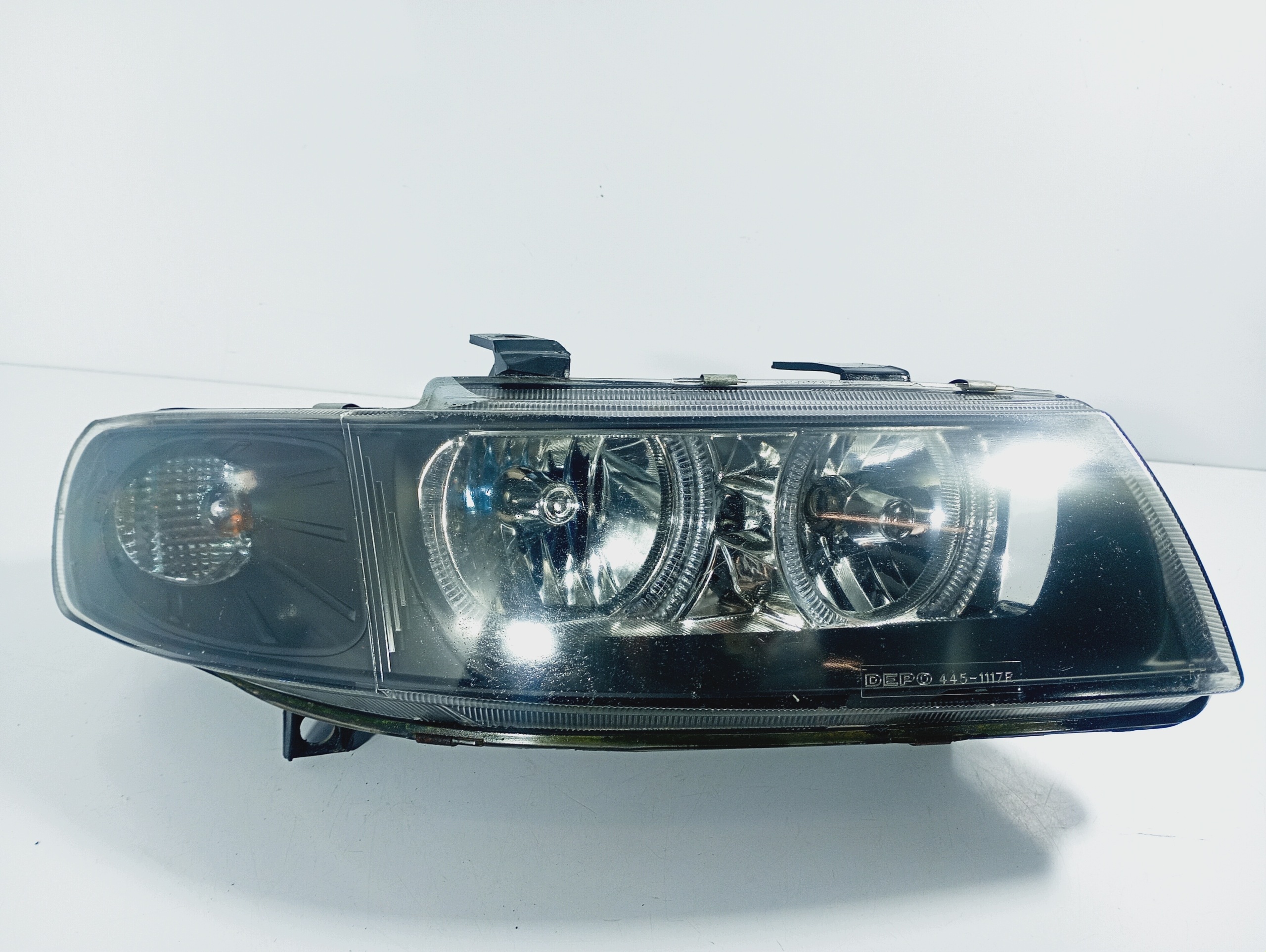 Reflektor right light right front front Seat Leon 1 and 99-06 OE 4451117R