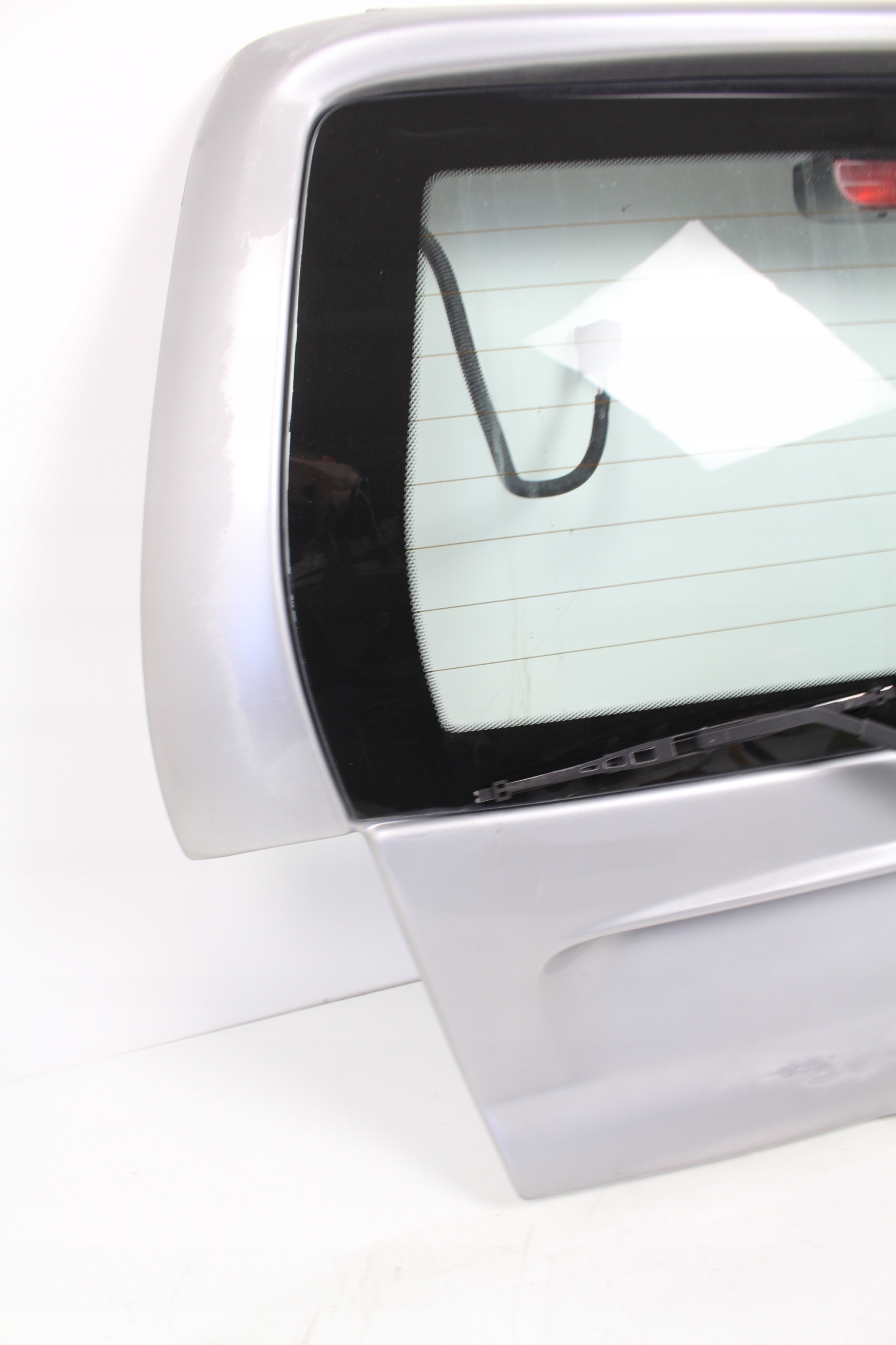 KLAPA JDM TITANE 2002r. Producent części JDM