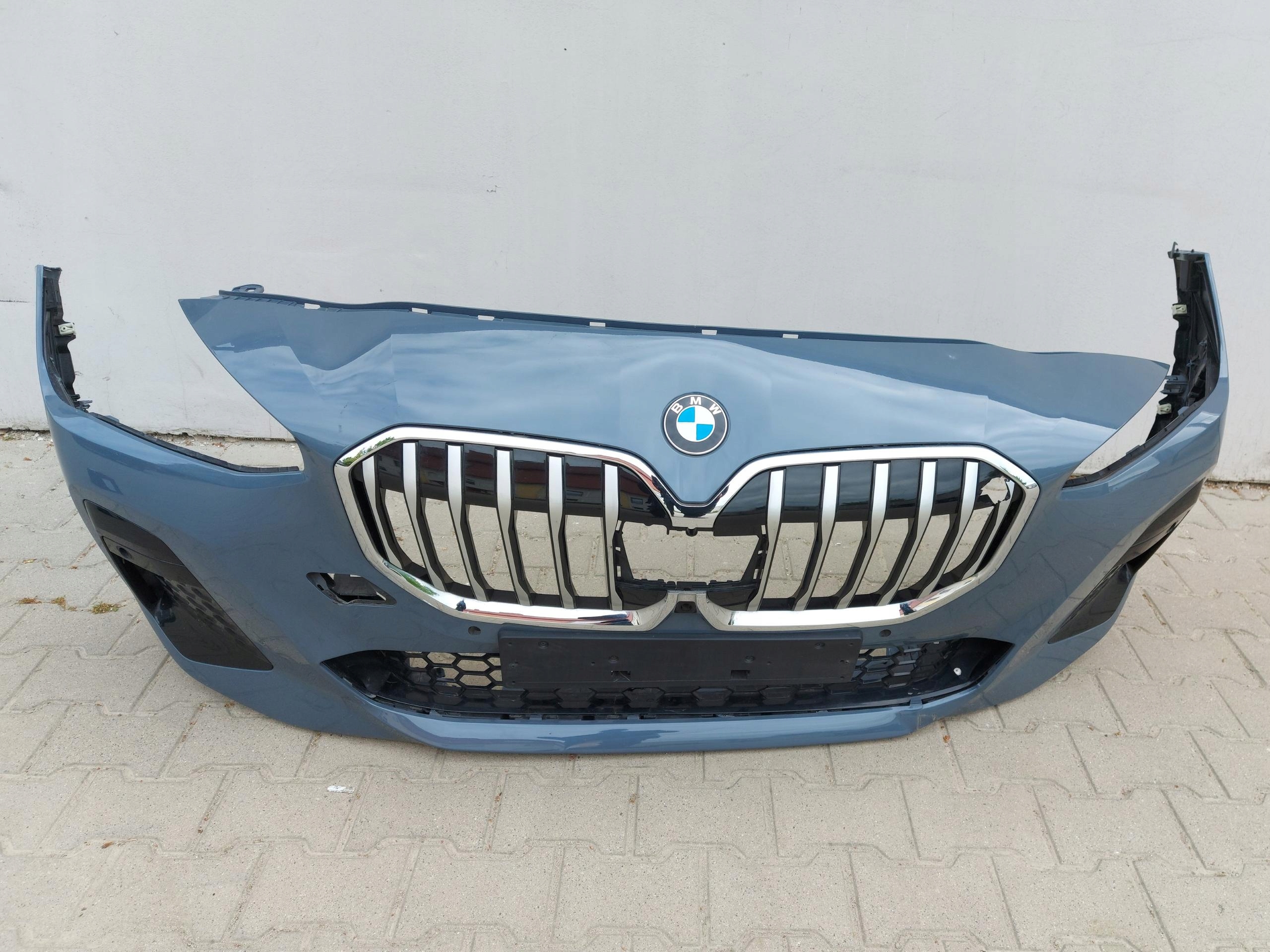 BMW U06 220d bumper front front grey C3N