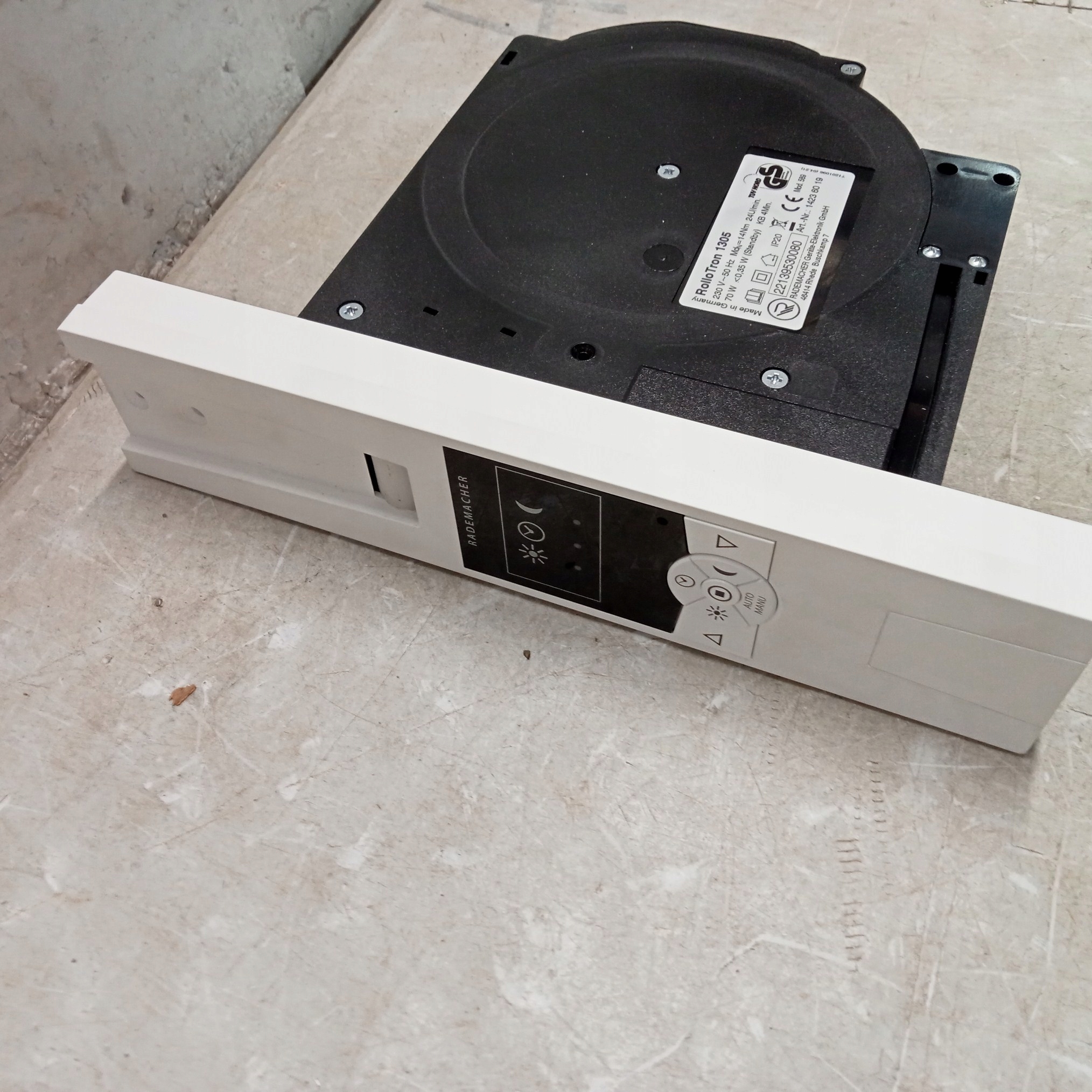 R8 RoloTron 1305-UW Zwijacz taśmowy do rolet Rodzaj mechanizmu zewnętrznej