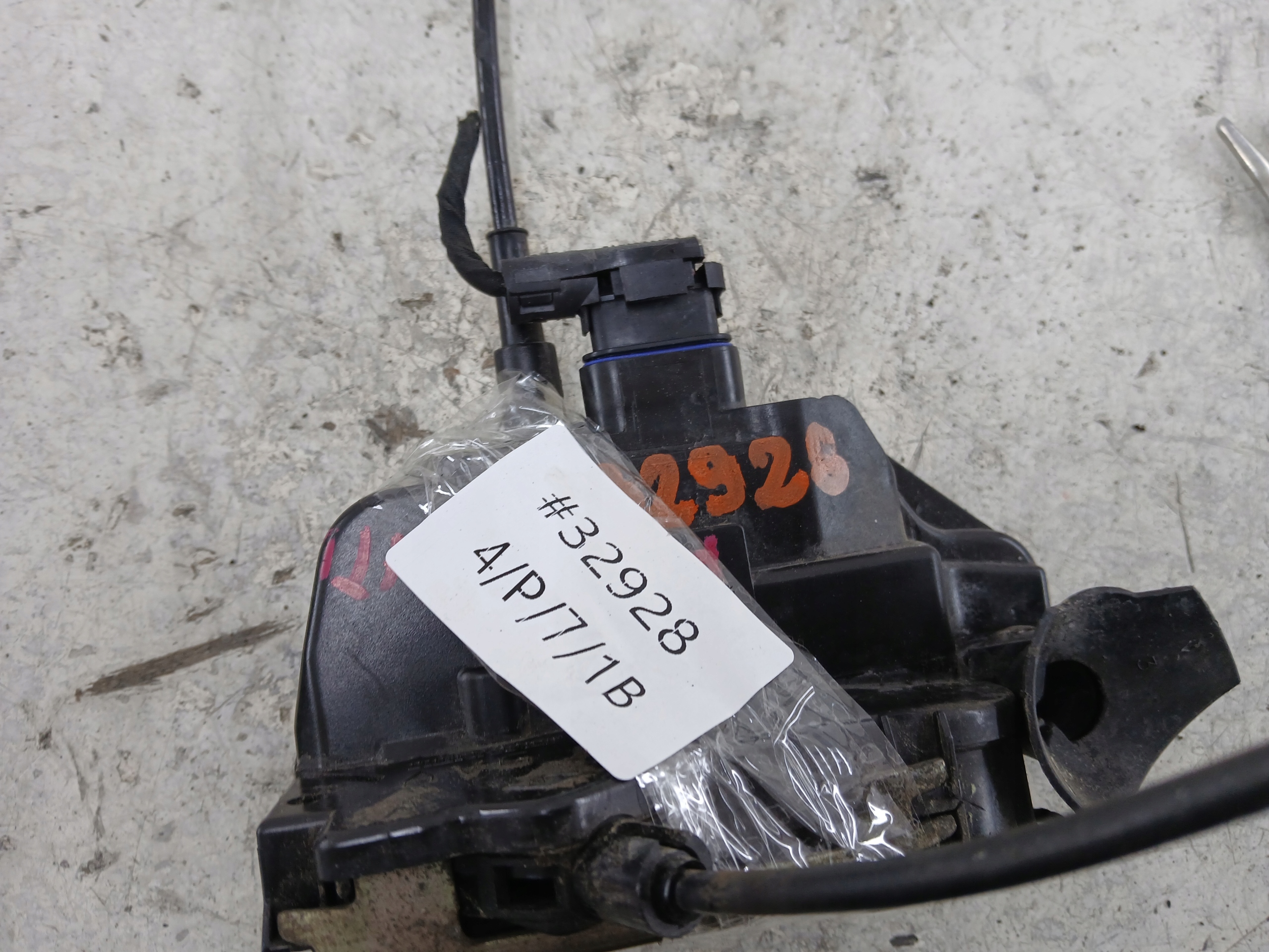 RENAULT VEL SATIS lock door left front