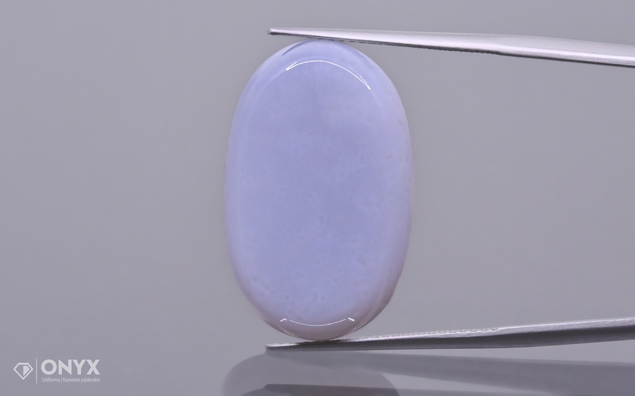 Chalcedon modrý konvexní mělký ovál 24,5x15,5 mm