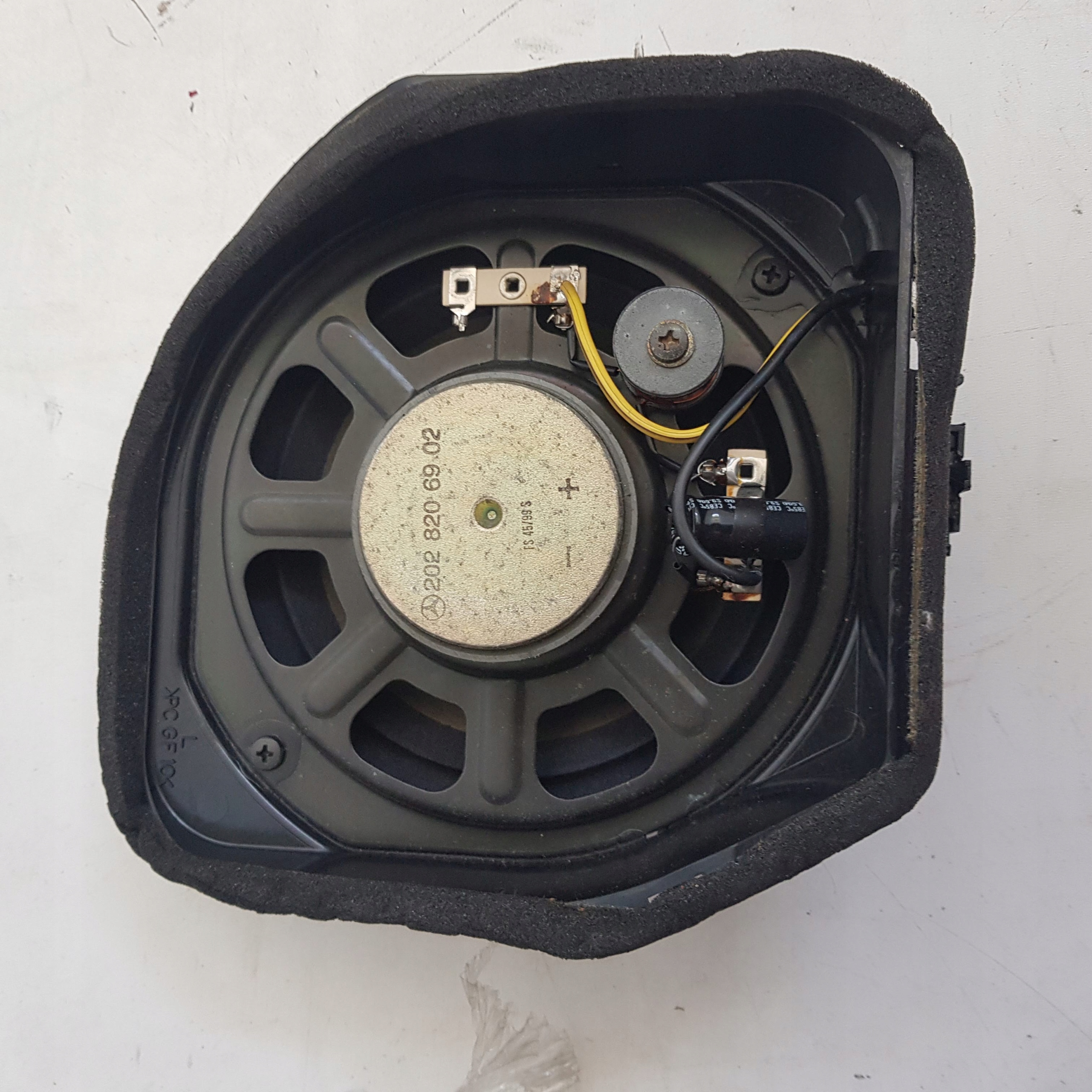 MERCEDES GŁOŚNIKI GŁOŚNIK C KLASA 202 A2028206902 Producent części Mercedes-Benz OE