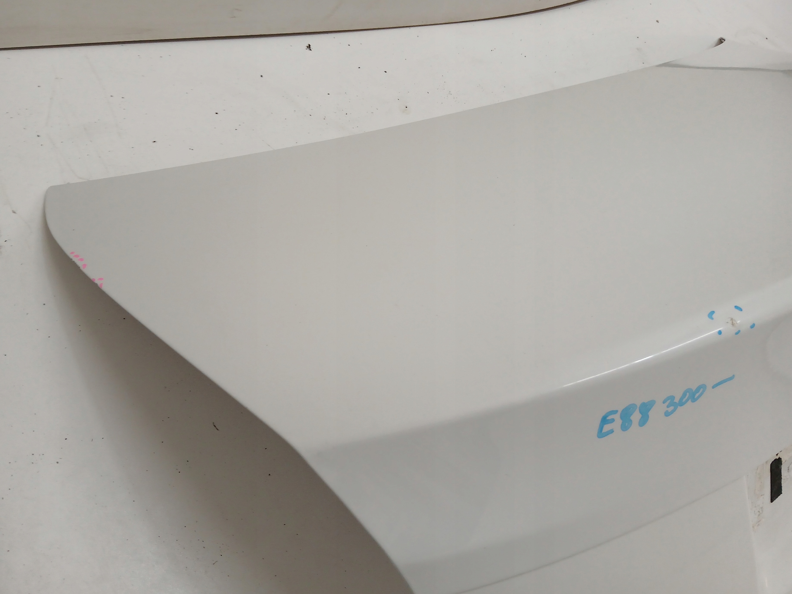 trunk door boot rear BMW E88 300