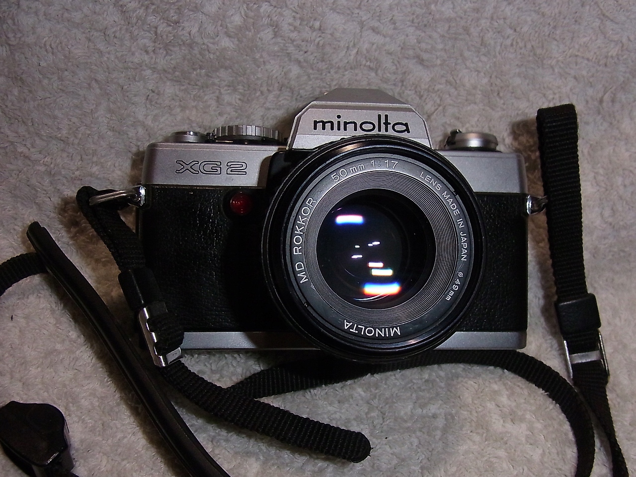 フィルムカメラ MINOLTA XG-E + MD ROKKOR 50mm 2 ジャンク品 minolta XG-E MD ROKKOR 1:1.4 f=50mm フィルム