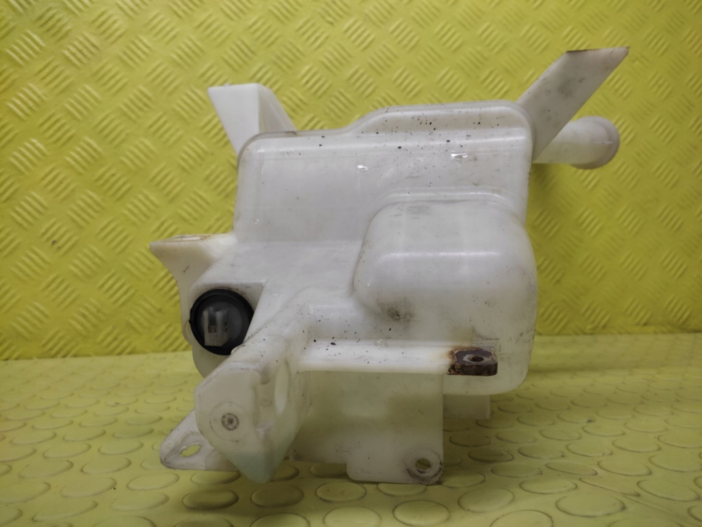 MAZDA 6 II washer fluid tank GS1D67480