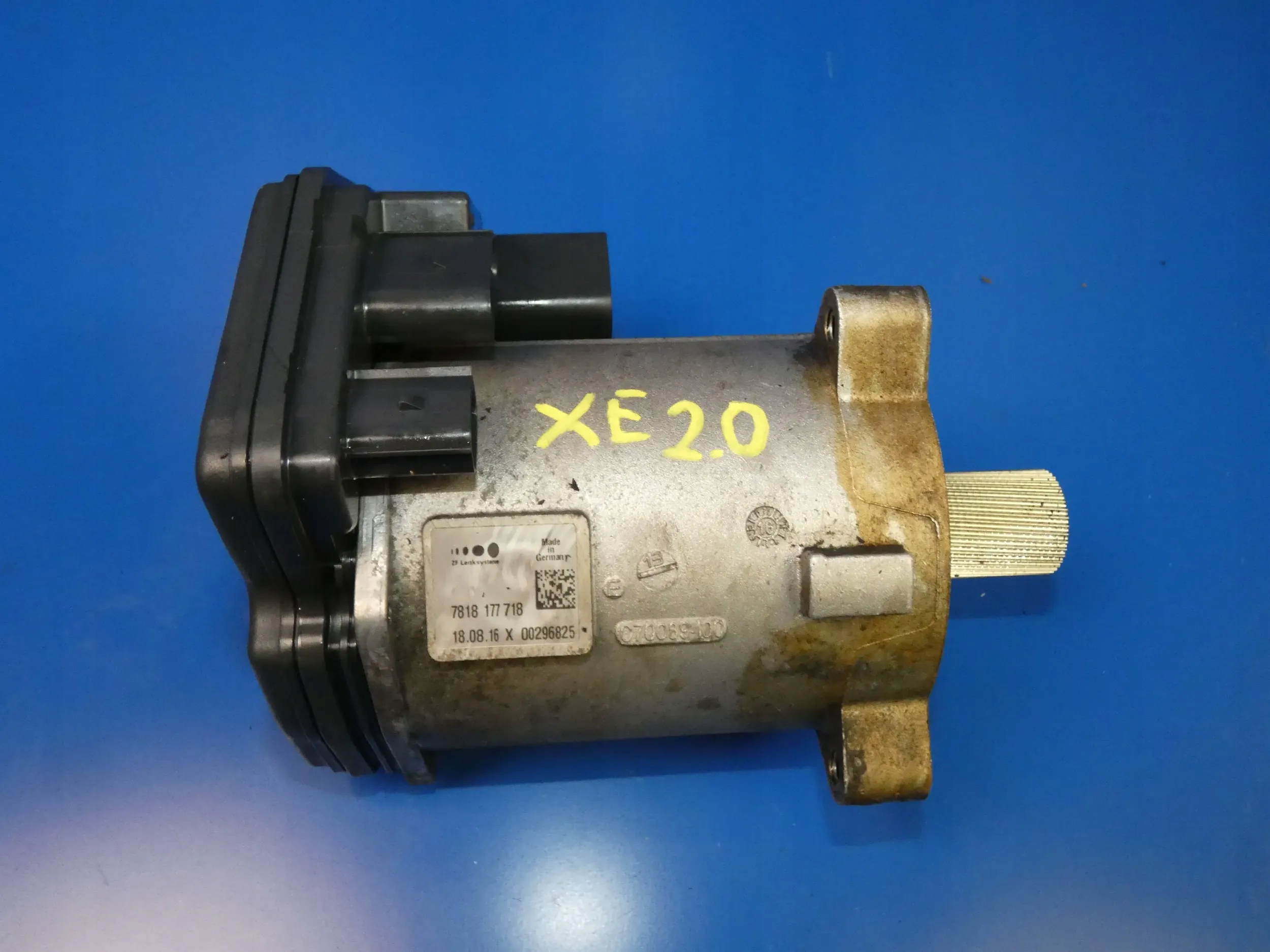 Jaguar XE X760 SILNIK MAGLOWNICY WERSJA ANGIELSKA