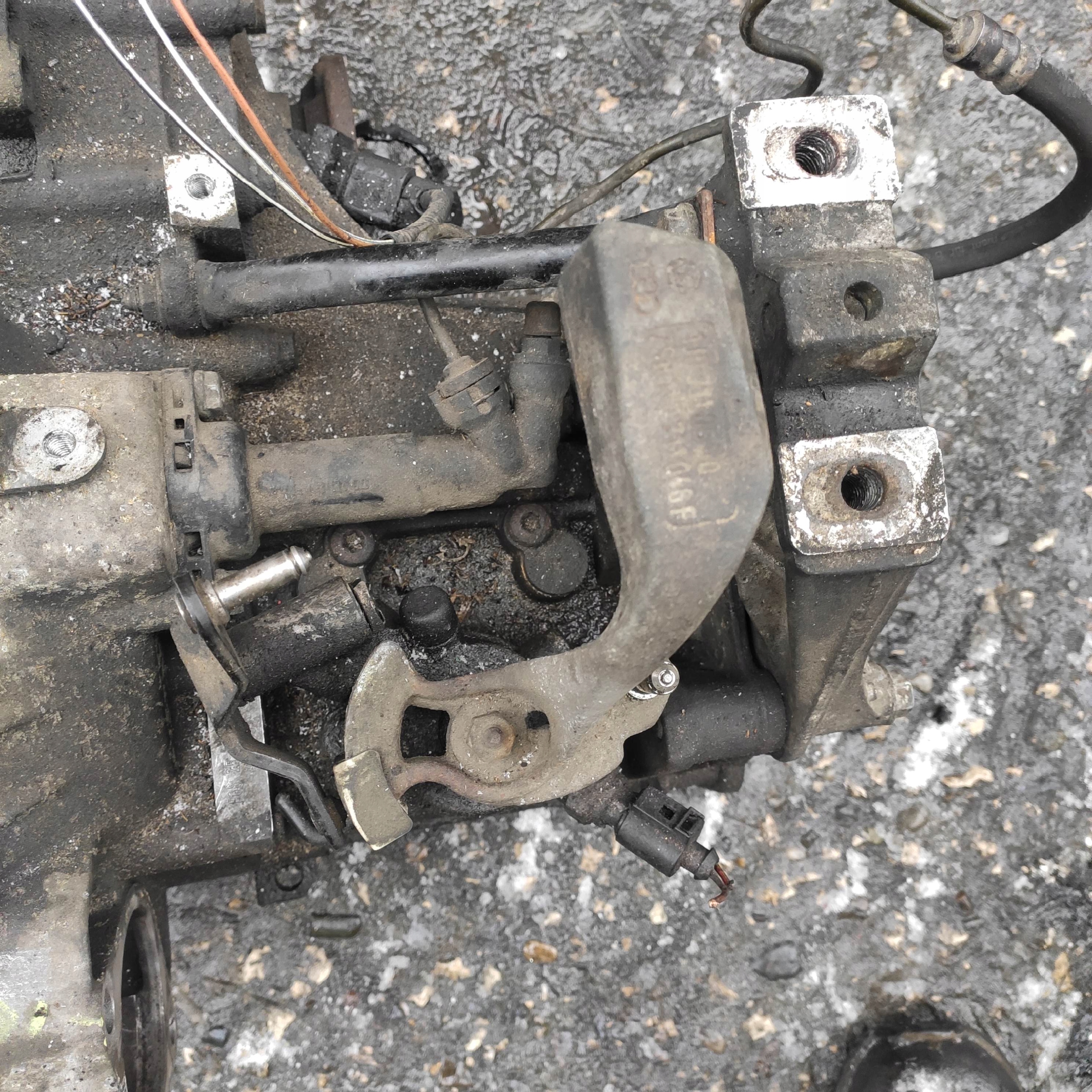 1J0711051Q - Селектор передач AUDI A3 GOLF 4 LEON 1.9 TDI