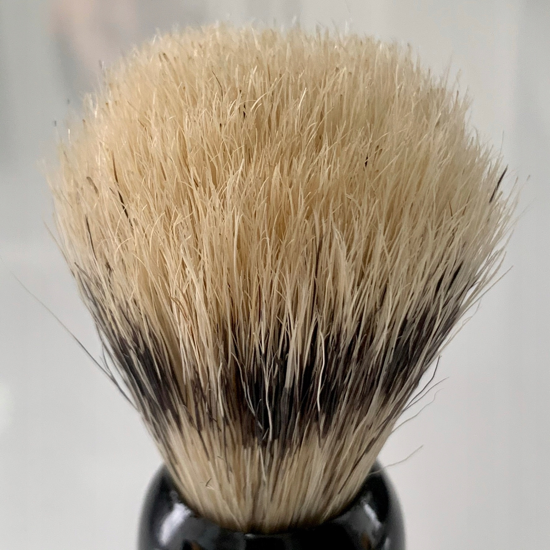 KLASYCZNY PĘDZEL DO GOLENIA Z NATURALNEGO WŁOSIA PREMIUM NATURALNY Marka Deni Carte