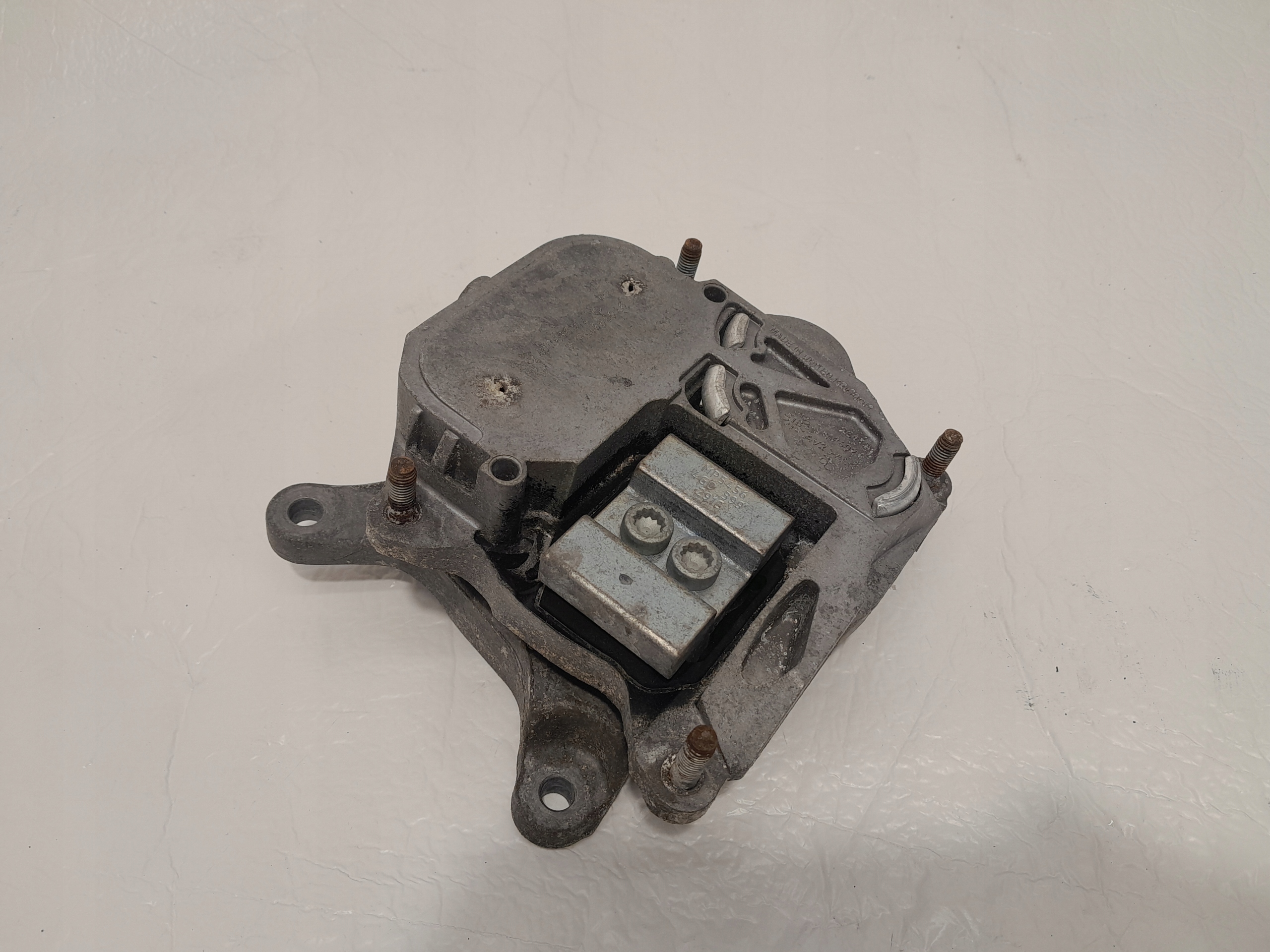PORSCHE CAYENNE 9Y holder gearbox mount 9Y0399153B
