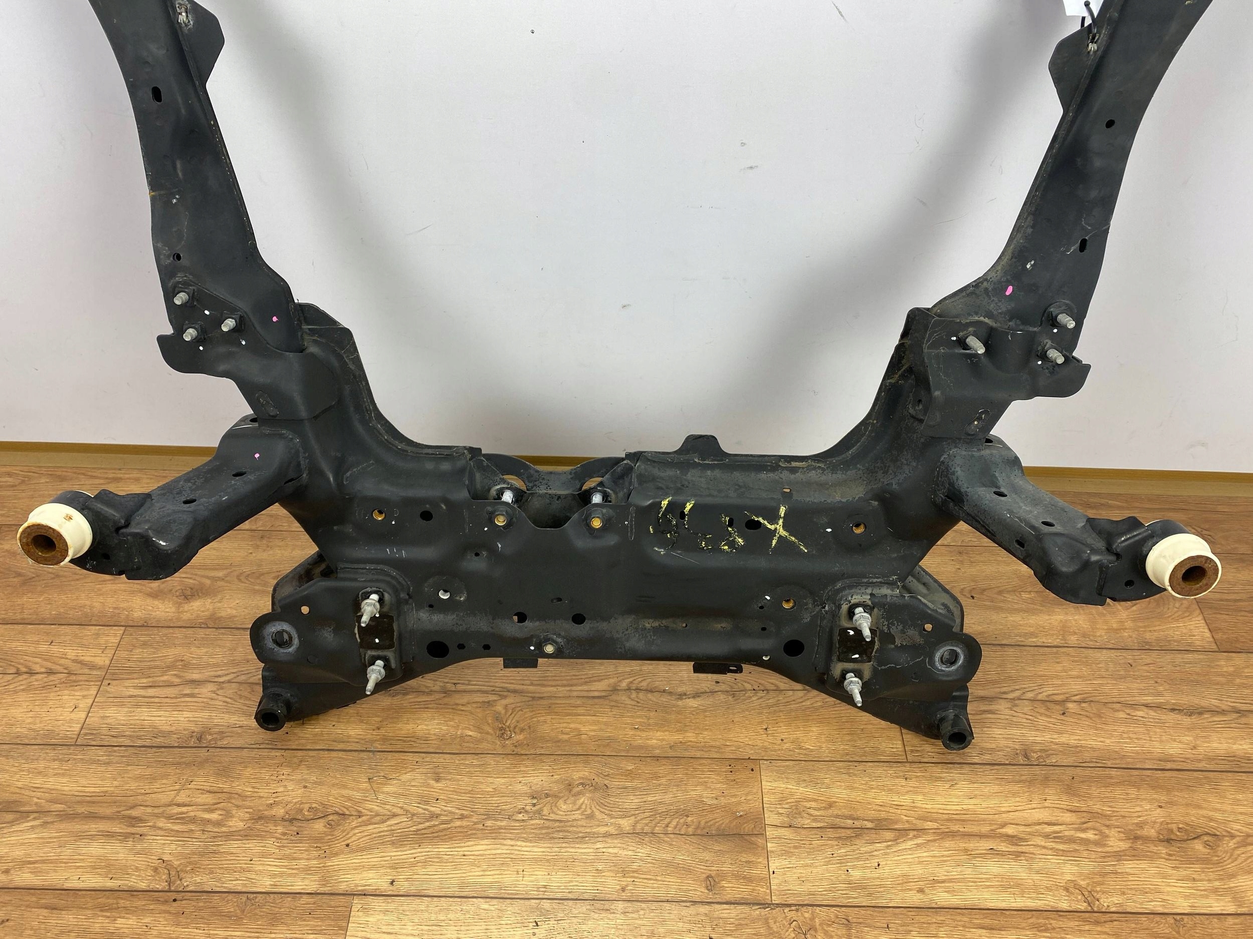 sider front axle beam subframe axle beam trawers Ford Escape IV Kuga MK3 2020