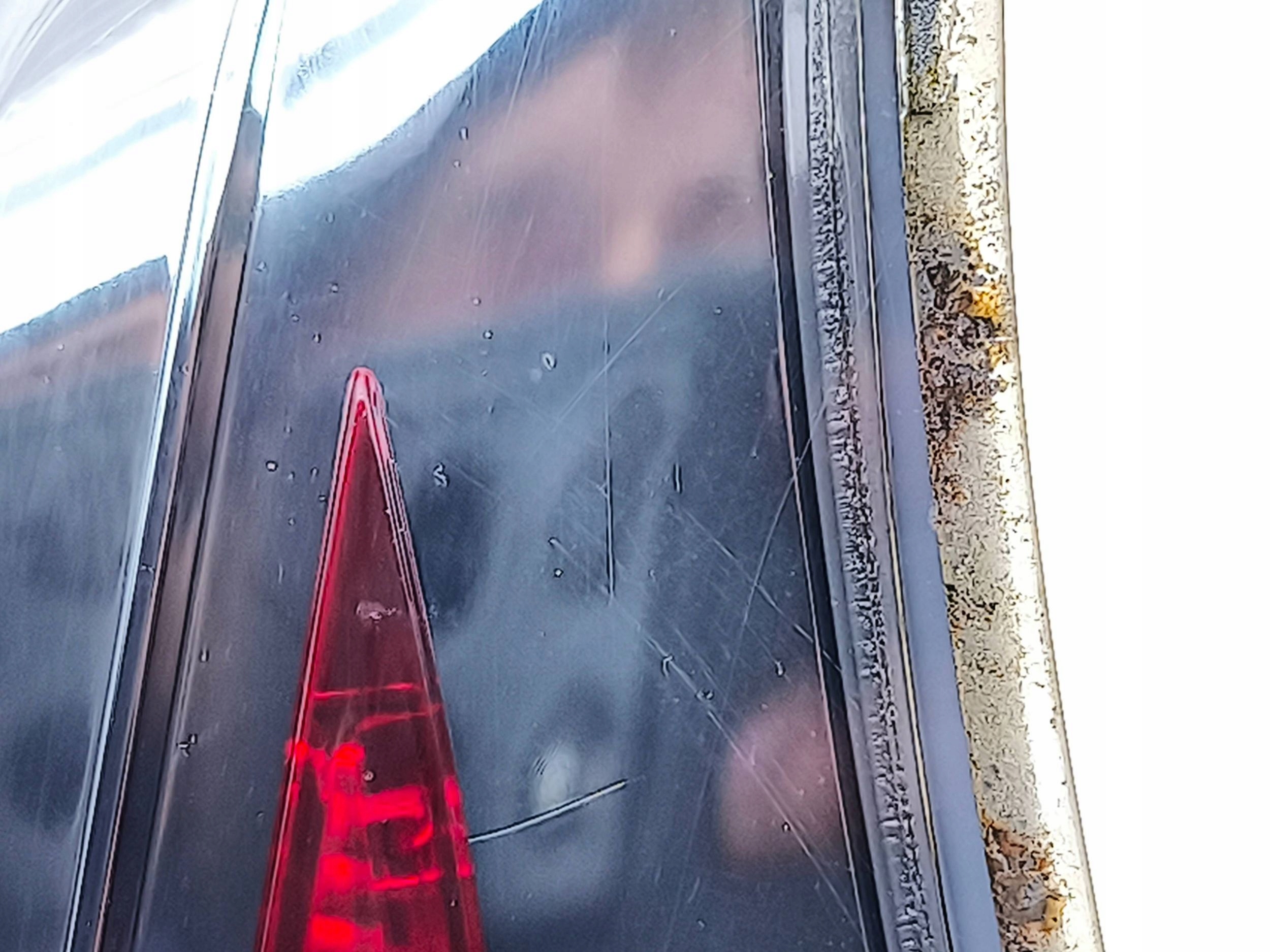 lexus CT 200H 2012 фонарь в багажнике