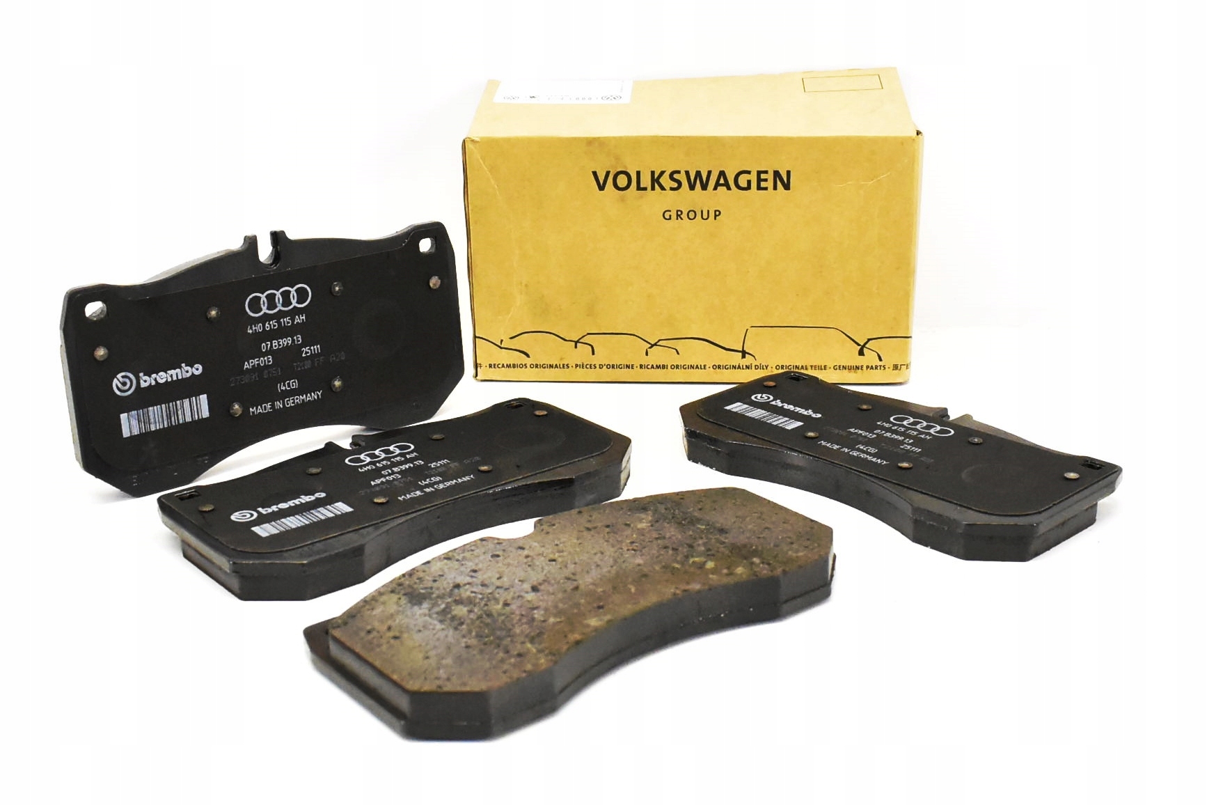 4H0 698 - Тормозные колодки передние AUDI RS6 C7 A7 A8 D4