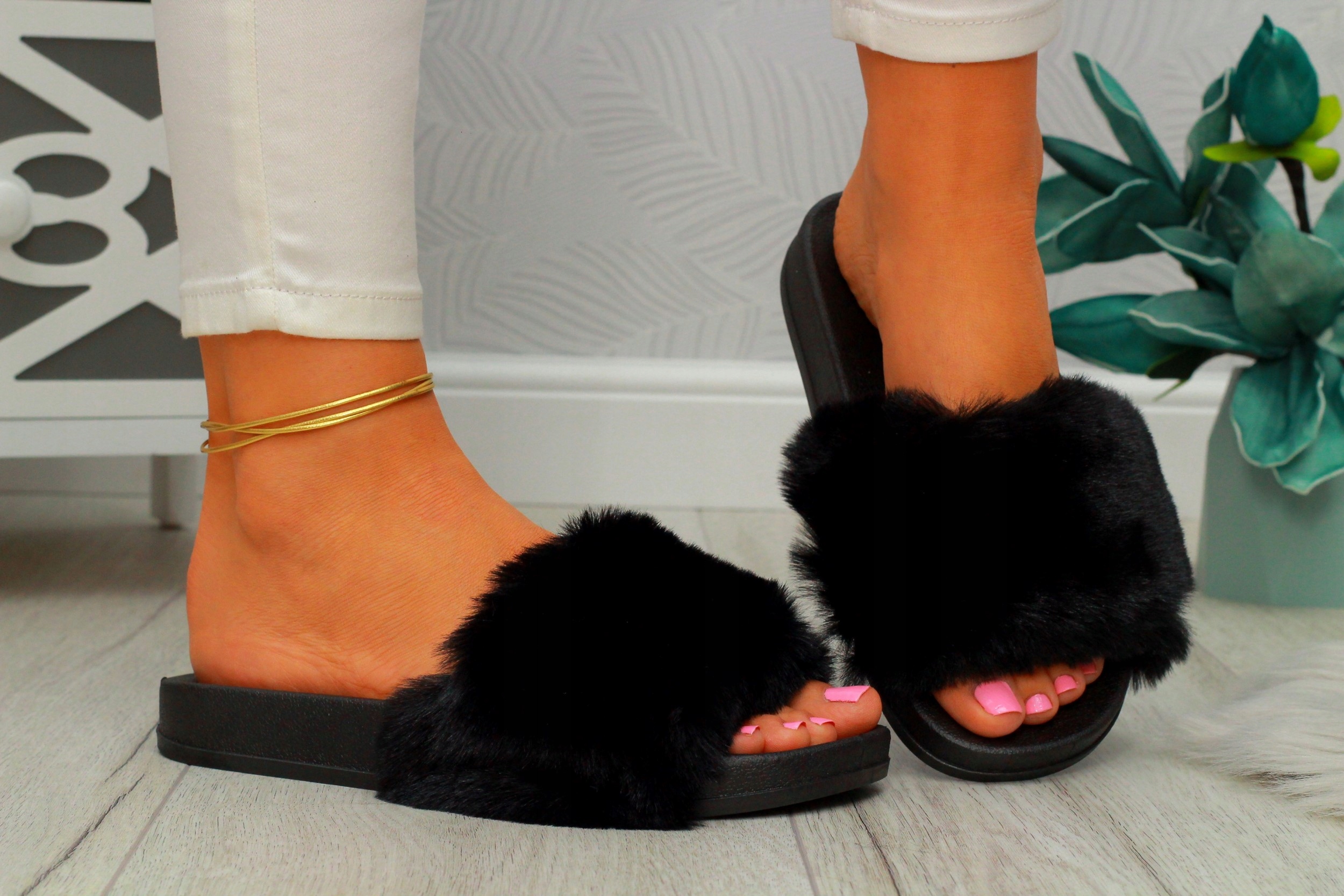 KLAPKI CZARNE Z FUTERKIEM KAPCIE MIĘKKIE FUTERKO Rozmiar 37