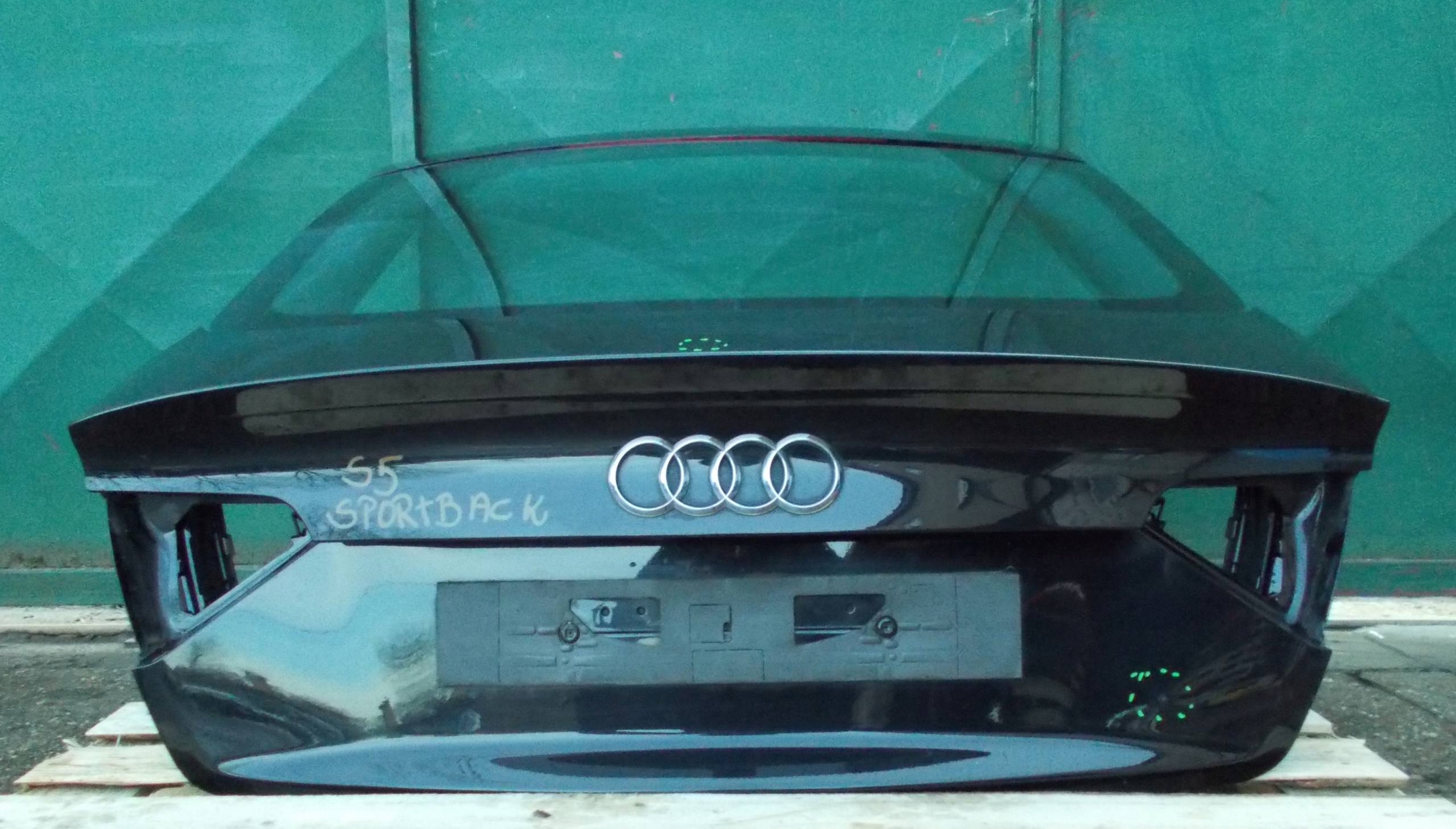 AUDI A5 8T SPORTBACK trunk door boot black