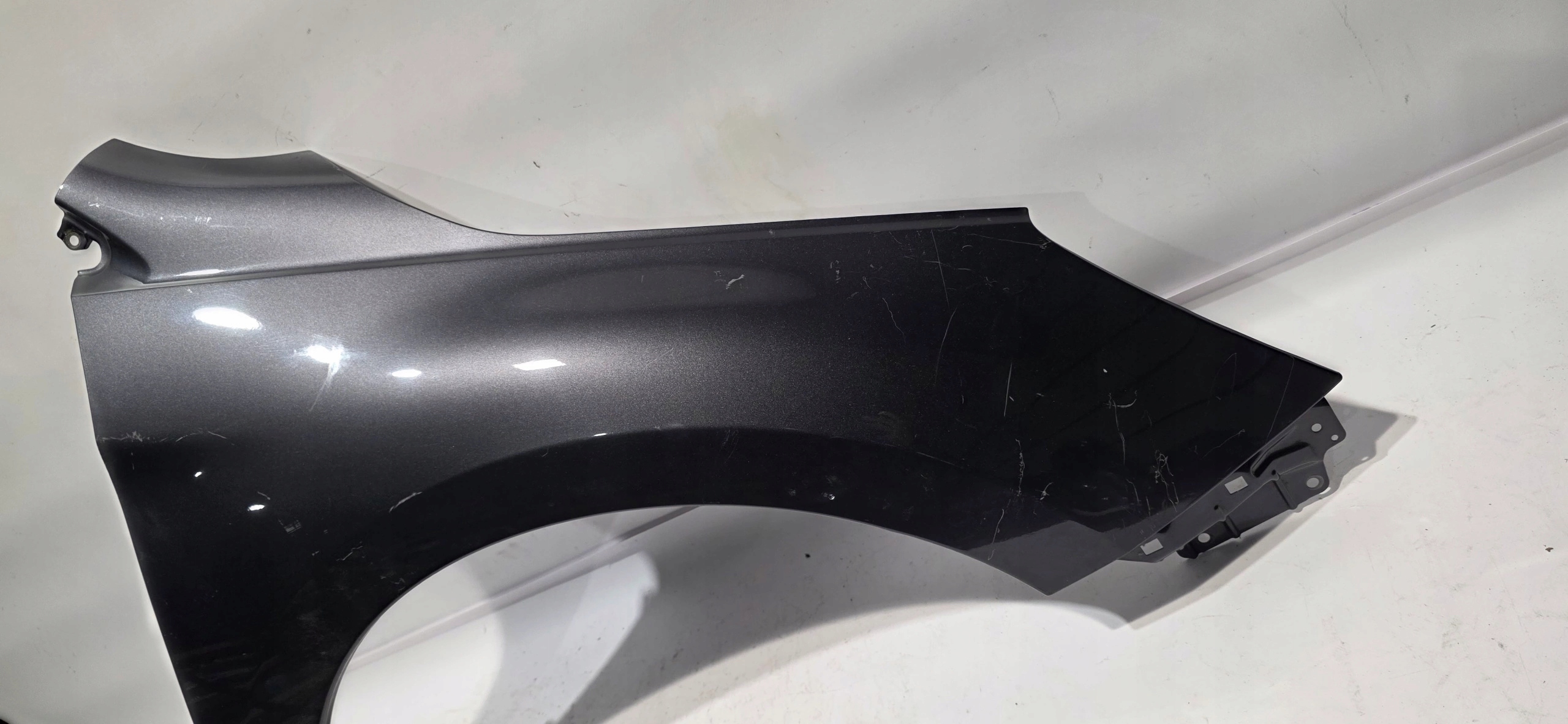 fender right front SUBARU OUTBACK V 14-18 original