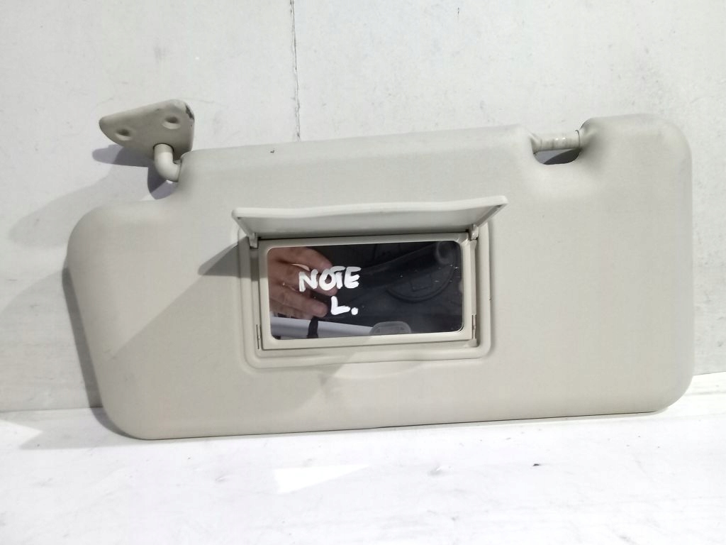 Nissan Note and cover przeciwsloneczna left