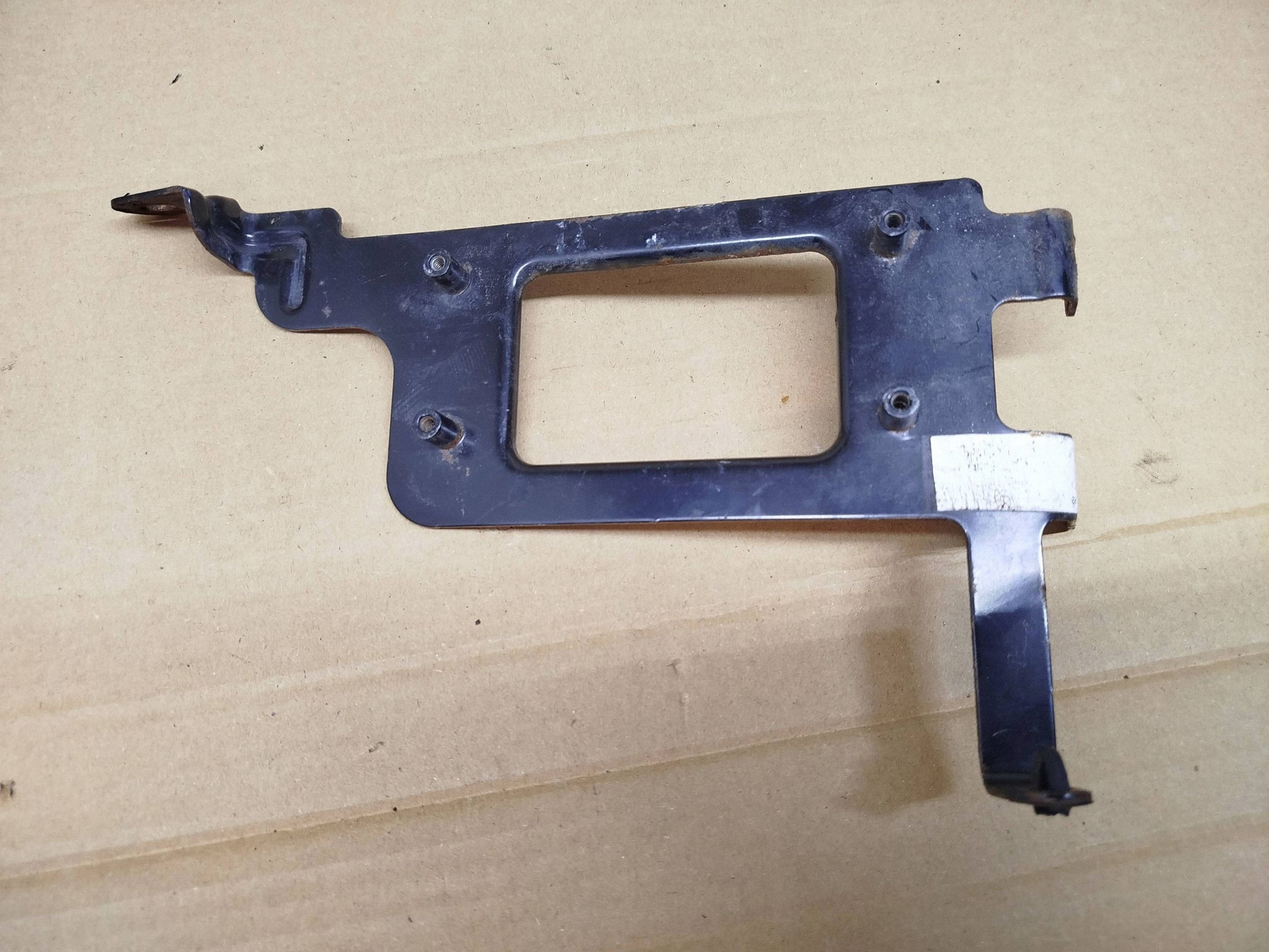 Support plaque KOMPUTERA HYUNDAI I20 II 1.4 1.6E 2019R