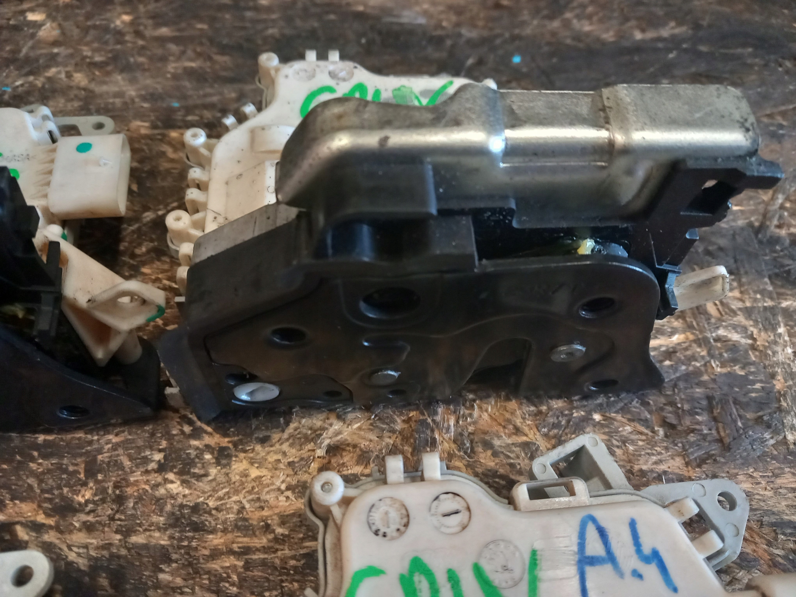 AUDI A4 B8 Schloß Tür rechts heck 6 PIN 8K0839016C