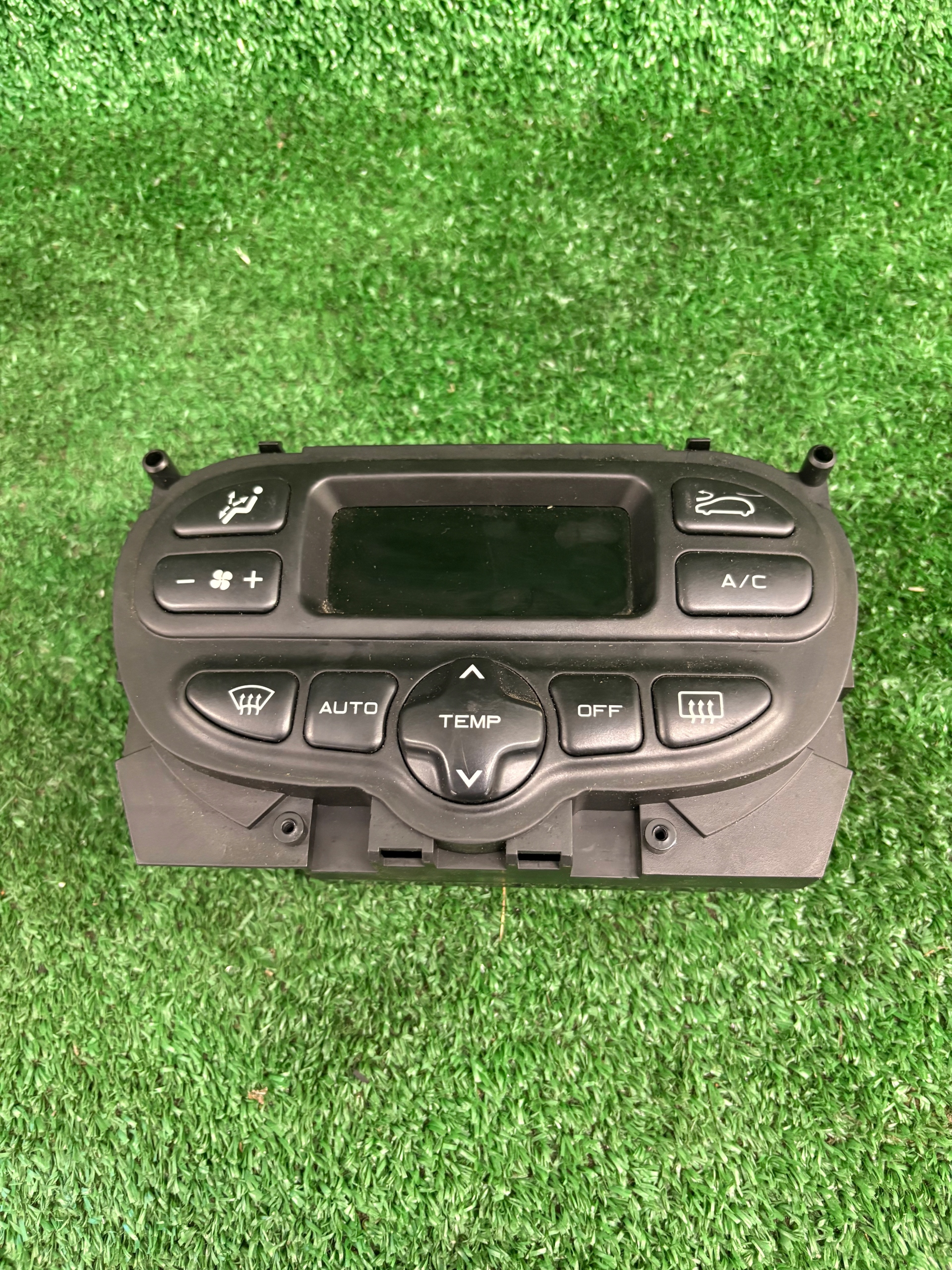 control panel air conditioning devices PEUGEOT 307 96430991XT