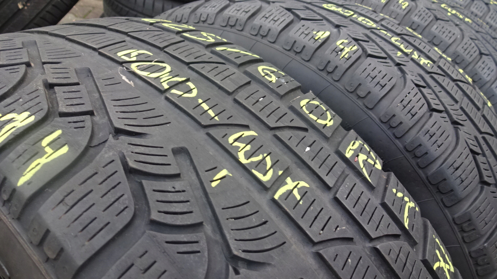 Opony zimowe 225/60R17 Pirelli Sottozero 99H Kod producenta 2281900