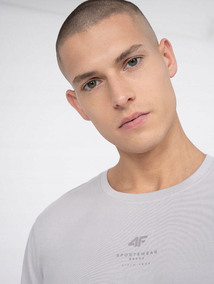 4F LEKKI TSHIRT TURYSTYCZNY MĘSKI BAWEŁNIANY R.M Właściwości oddychające