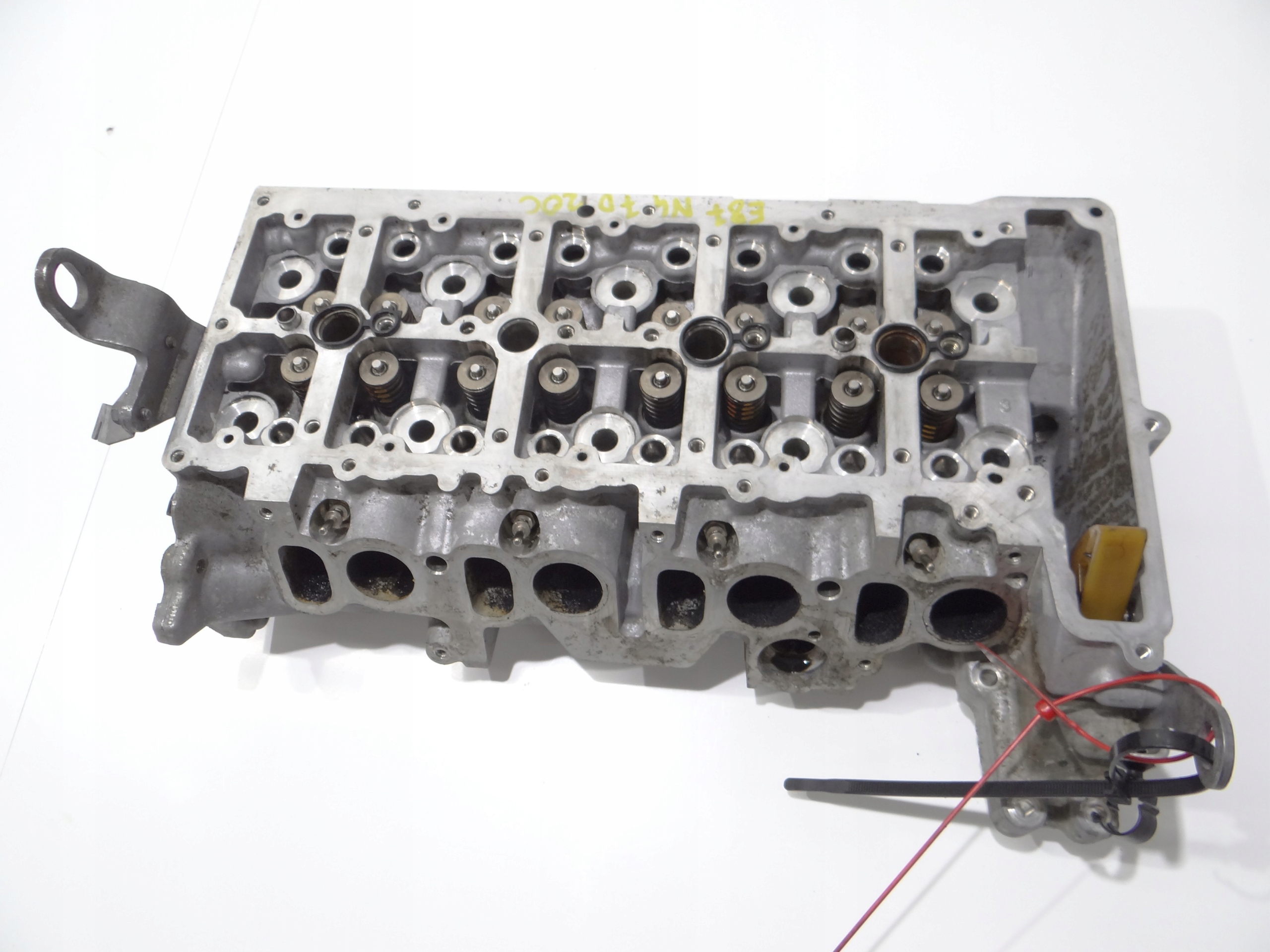 head. BMW E87 N47D20C OE 7797678