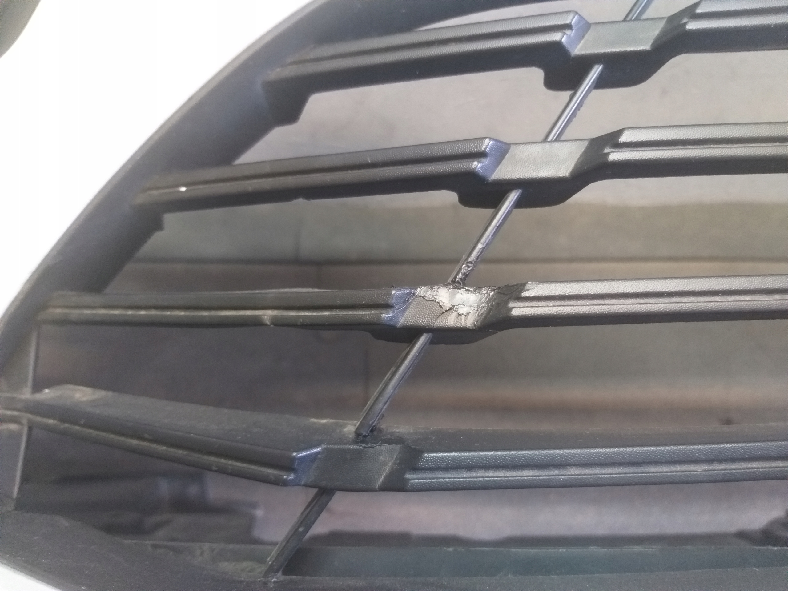 nárazník předek RENAULT MEGANE IV 4 LIFT