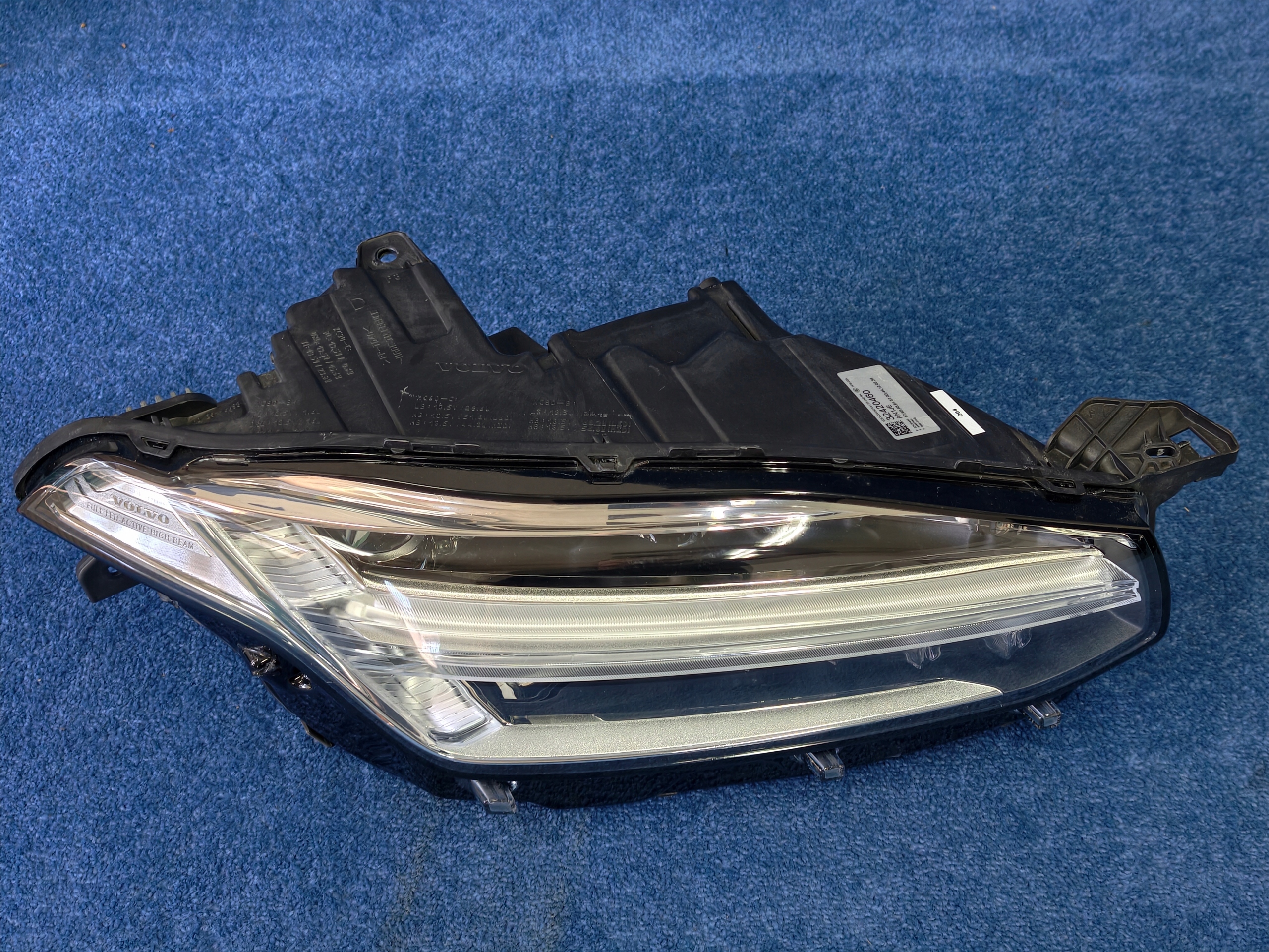 VOLVO XC90 II LIFT 19- REFLEKTOR right light left FULL LED 32420460 OPIS!
