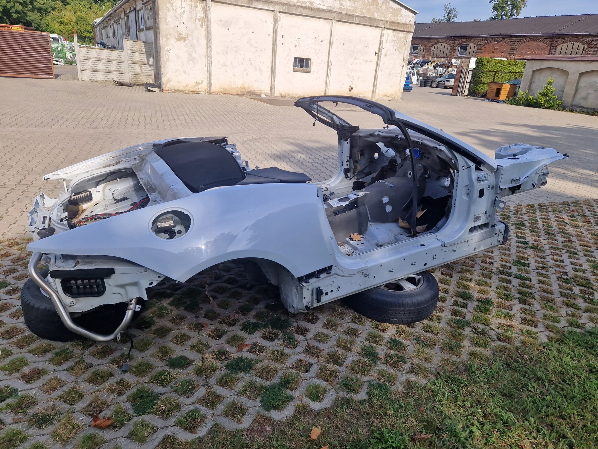 JAGUAR F TYPE CABRIO KAROSERIA Producent części Jaguar OE