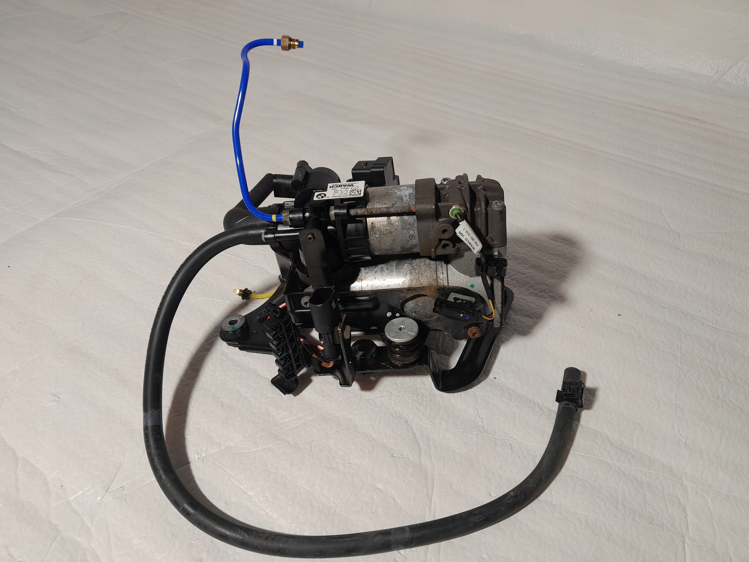BMW 7 G11 LCI compressor; springing 6884682