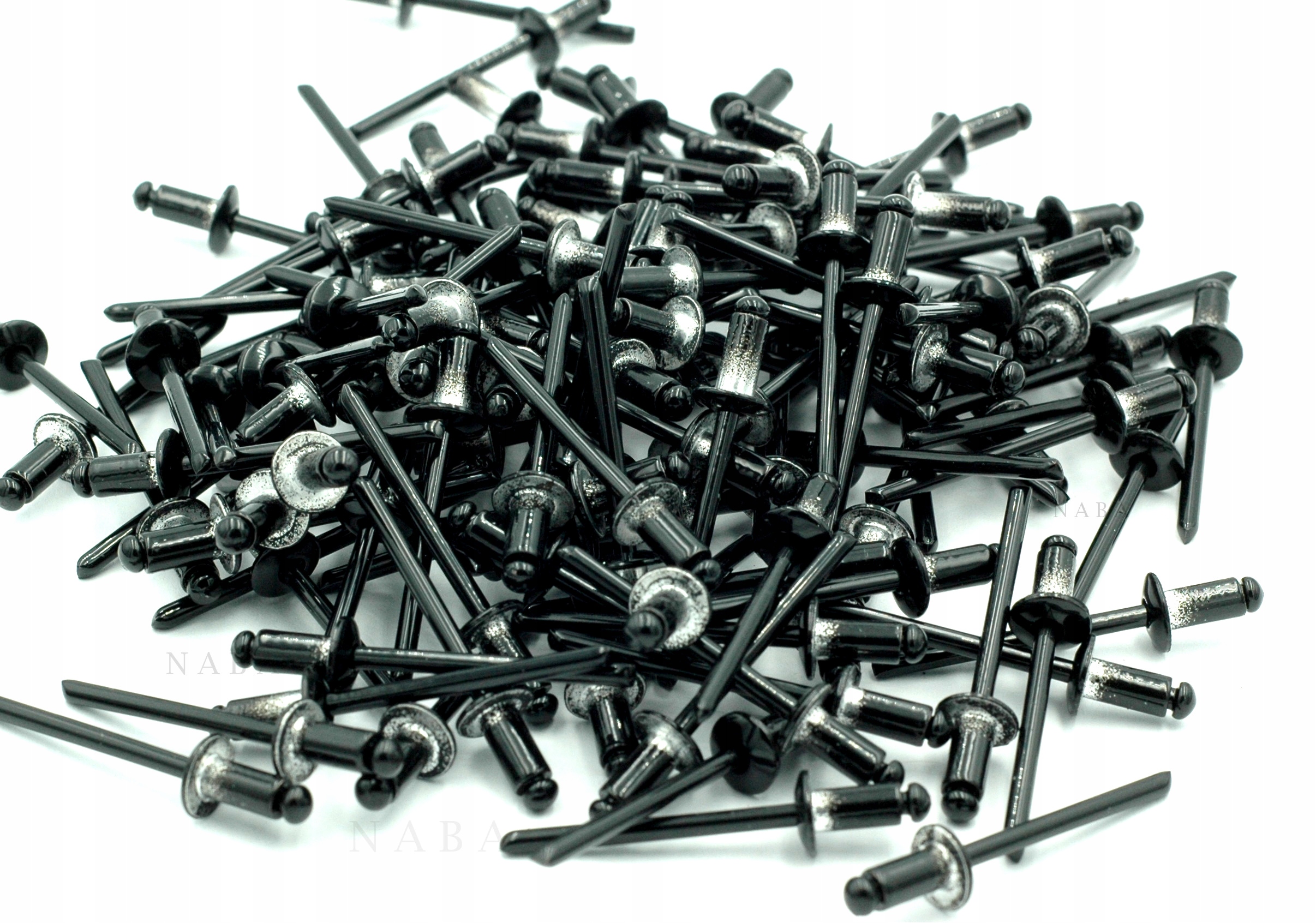 NIT NITY ZRYWALNE KOLOR 4X8 CZARNY RAL 9005 100szt Marka Naba