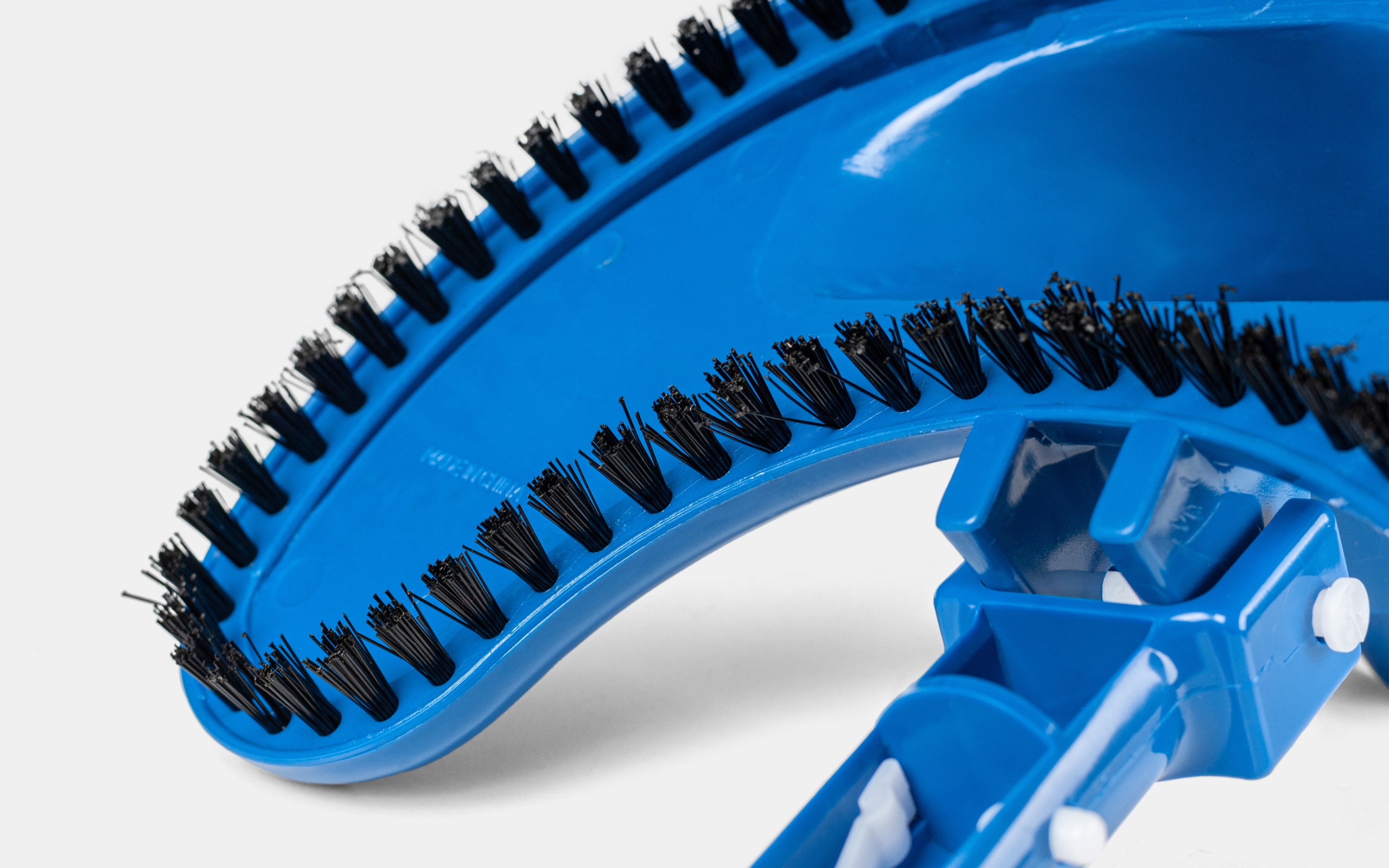 Odkurzacz Basenowy Mycie Czyszczenie Basenu Jacuzzi Szczotka Tyczka P1102BU Model P1102BU