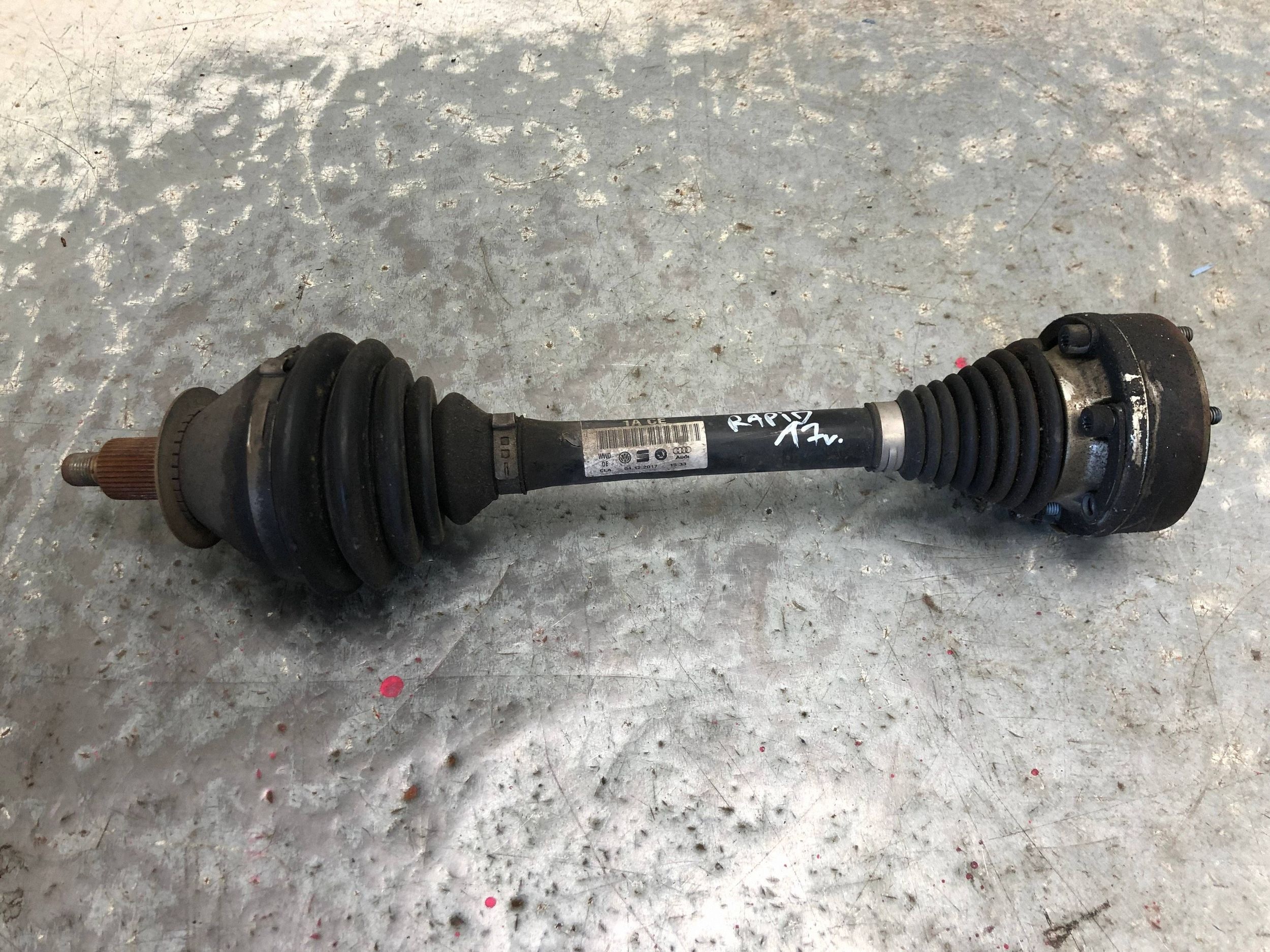 semi-axis left SKODA RAPID 6C0407271AC