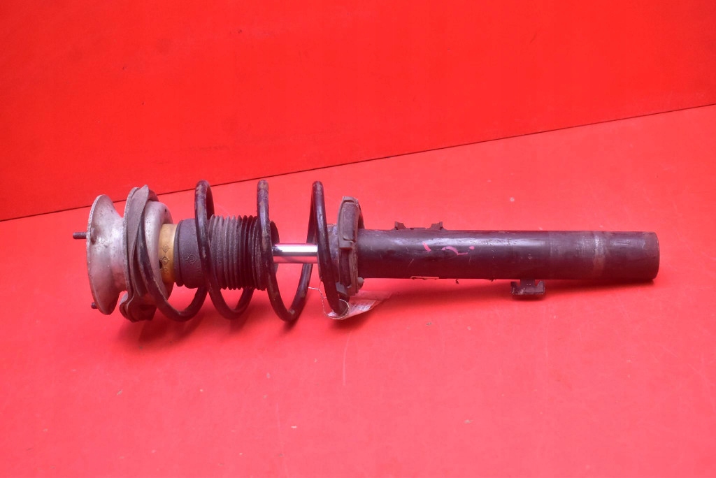 shock absorber left front BMW E90 2.5i 218 KM 04-10