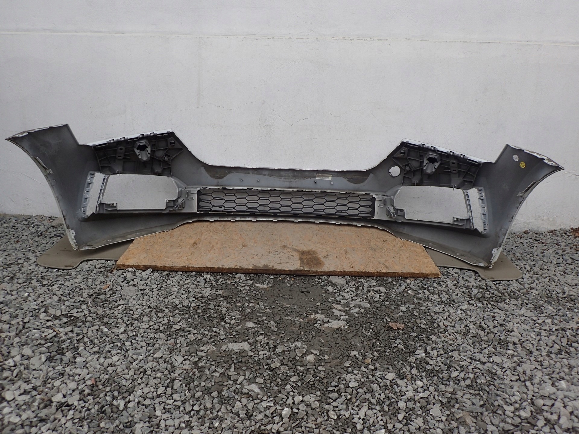 bumper front front SKODA SCALA 567 NW1 2019