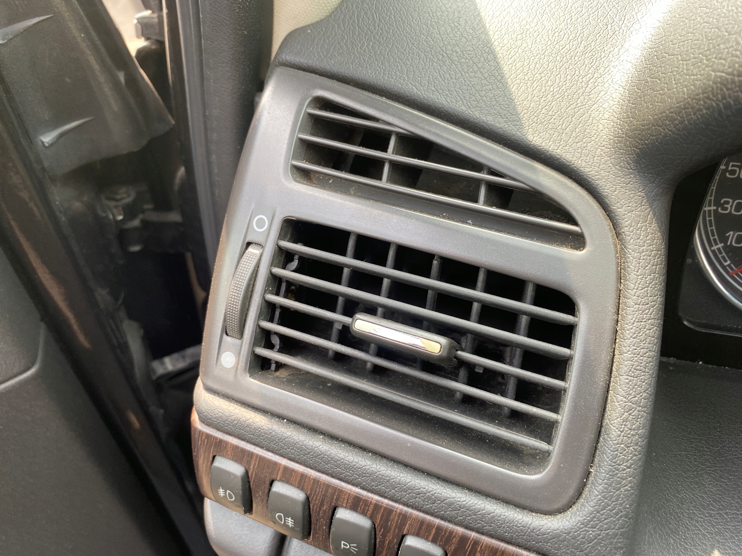 grid air conditioning devices air left driver´s Fiat Croma 05-11