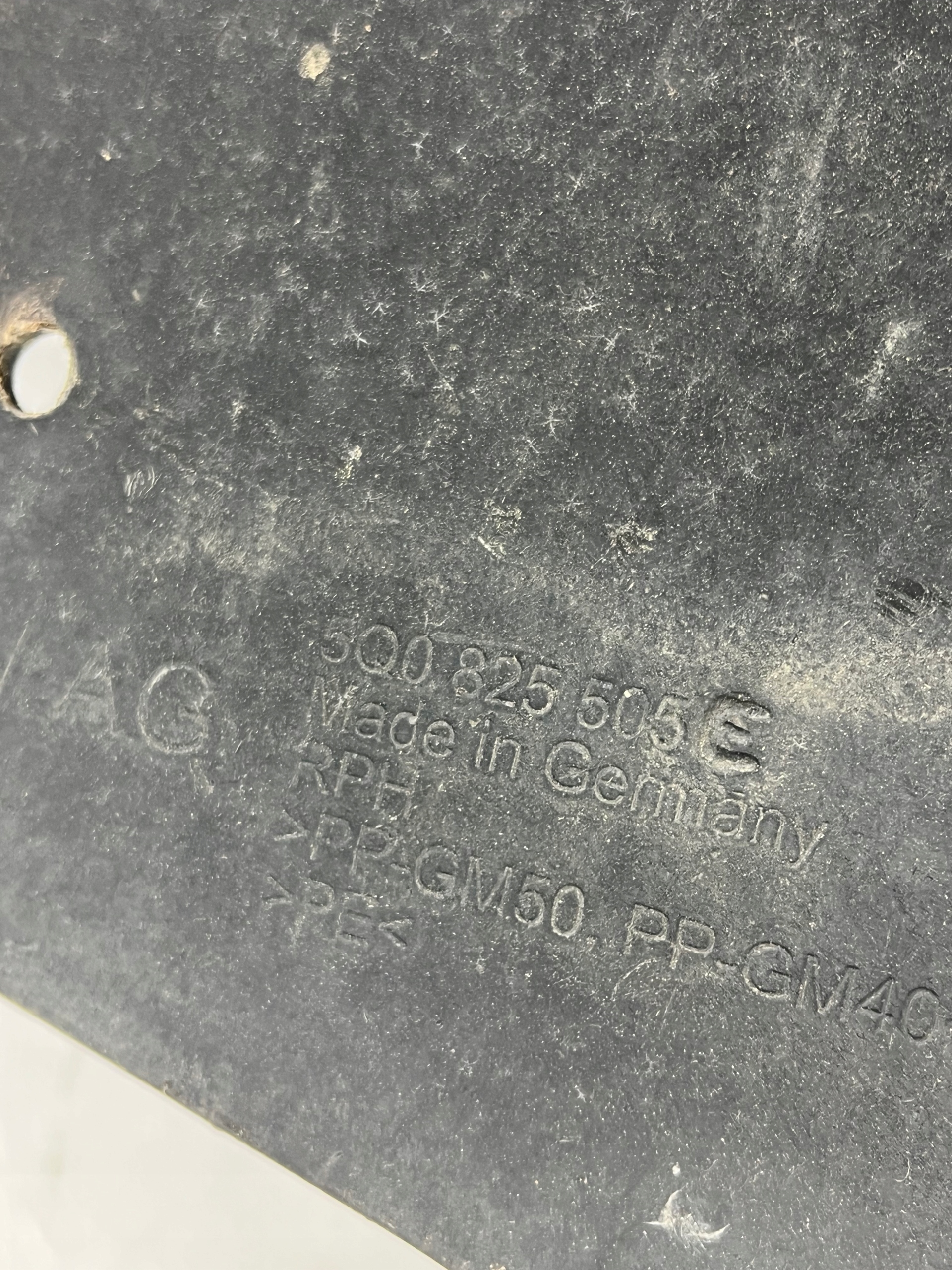 cover chassis CUPRA LEON IV 1.4 HYBRYDA 5WA825201B 5Q0825505E