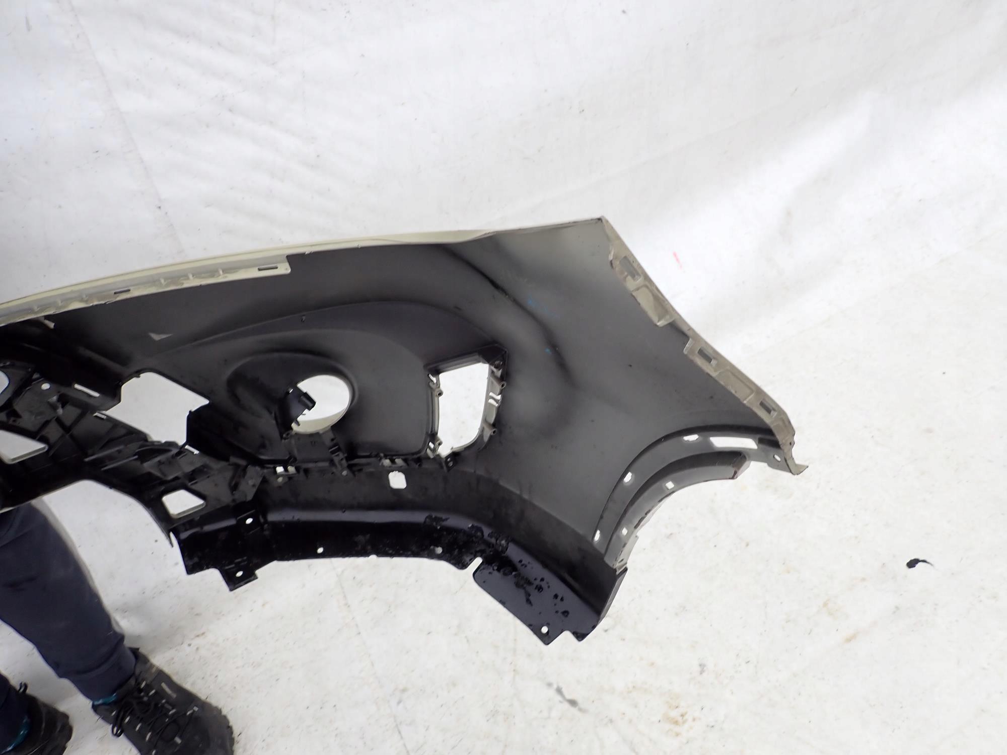 SUZUKI VITARA II 2 LIFT 18-> bumper front PDC