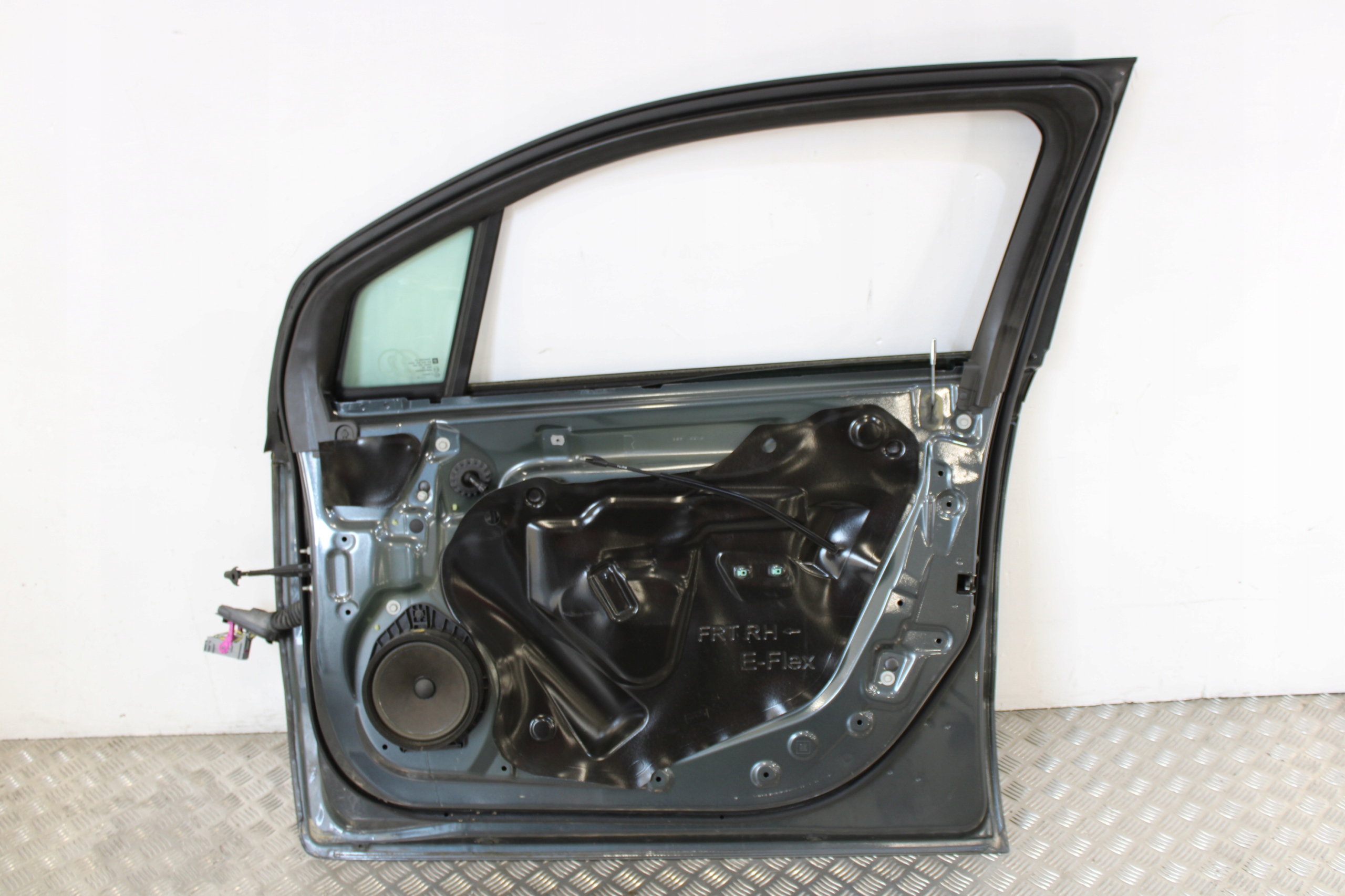 door right front right front complete OPEL AMPERA 1,4 BENZ