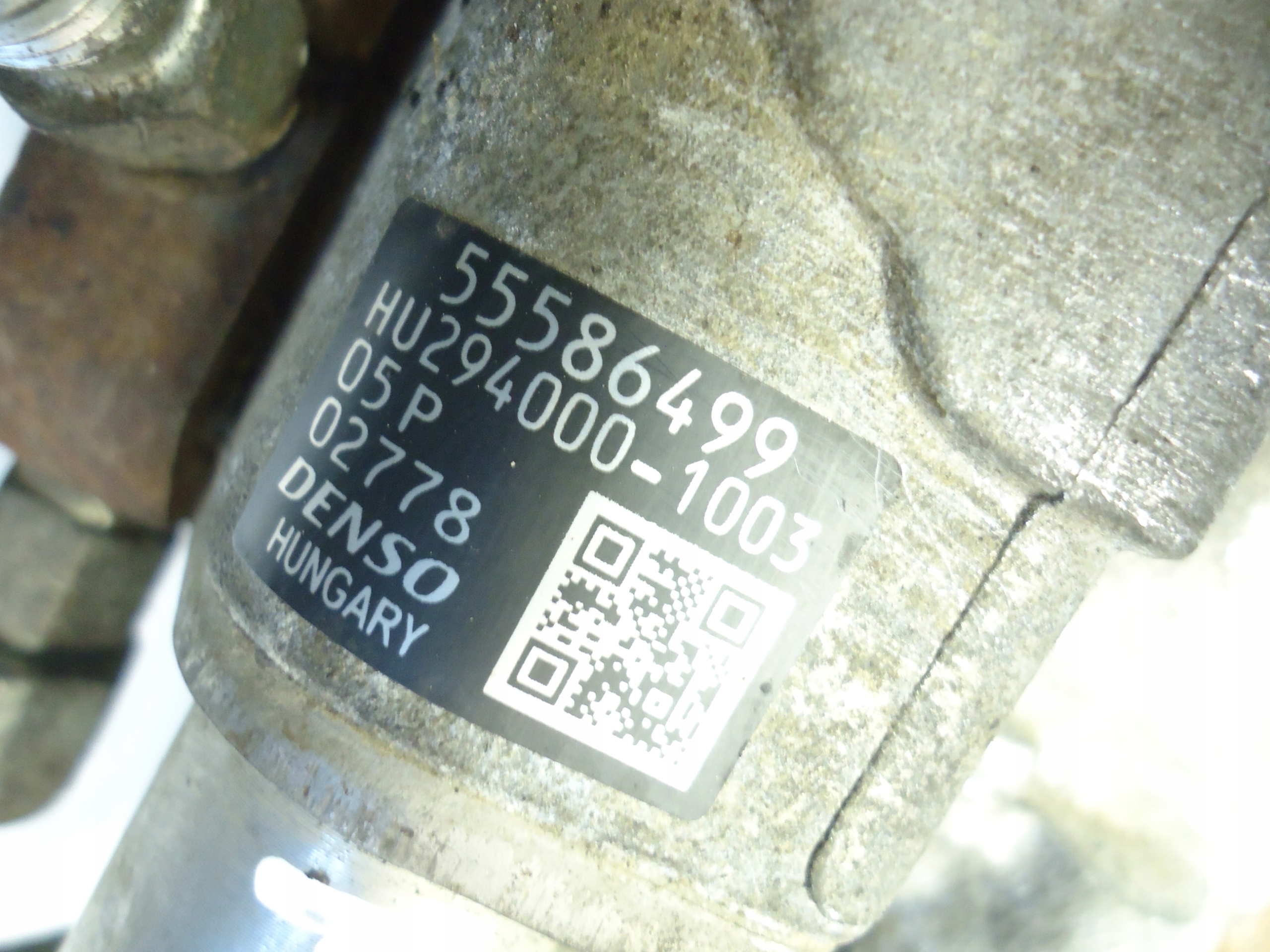 OPEL ASTRA J 1.7CDTI Einspritzpumpe 55586499