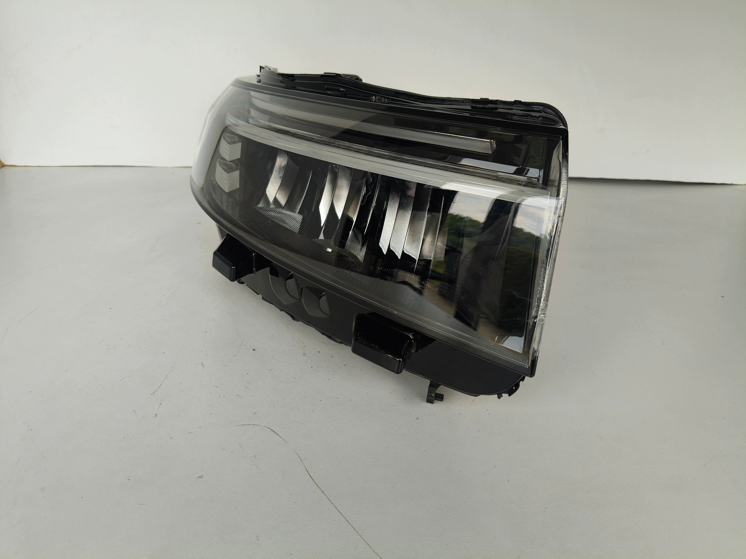 light right REFLEKTOR OPEL GRANDLAND X II 25- FULL LED