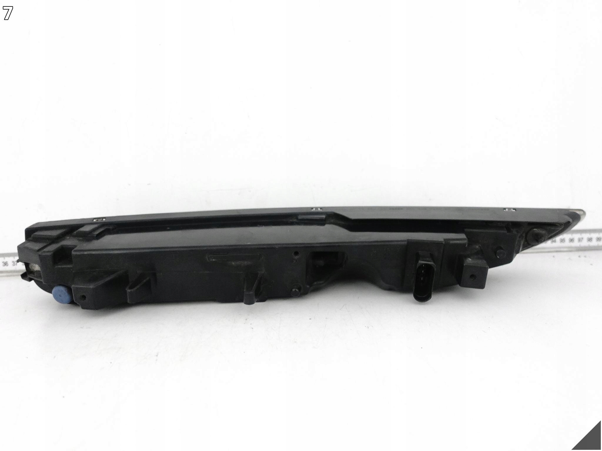 PORSCHE CAYENNE II 2 7P5 10-14 fog light LED DRL indicator right front